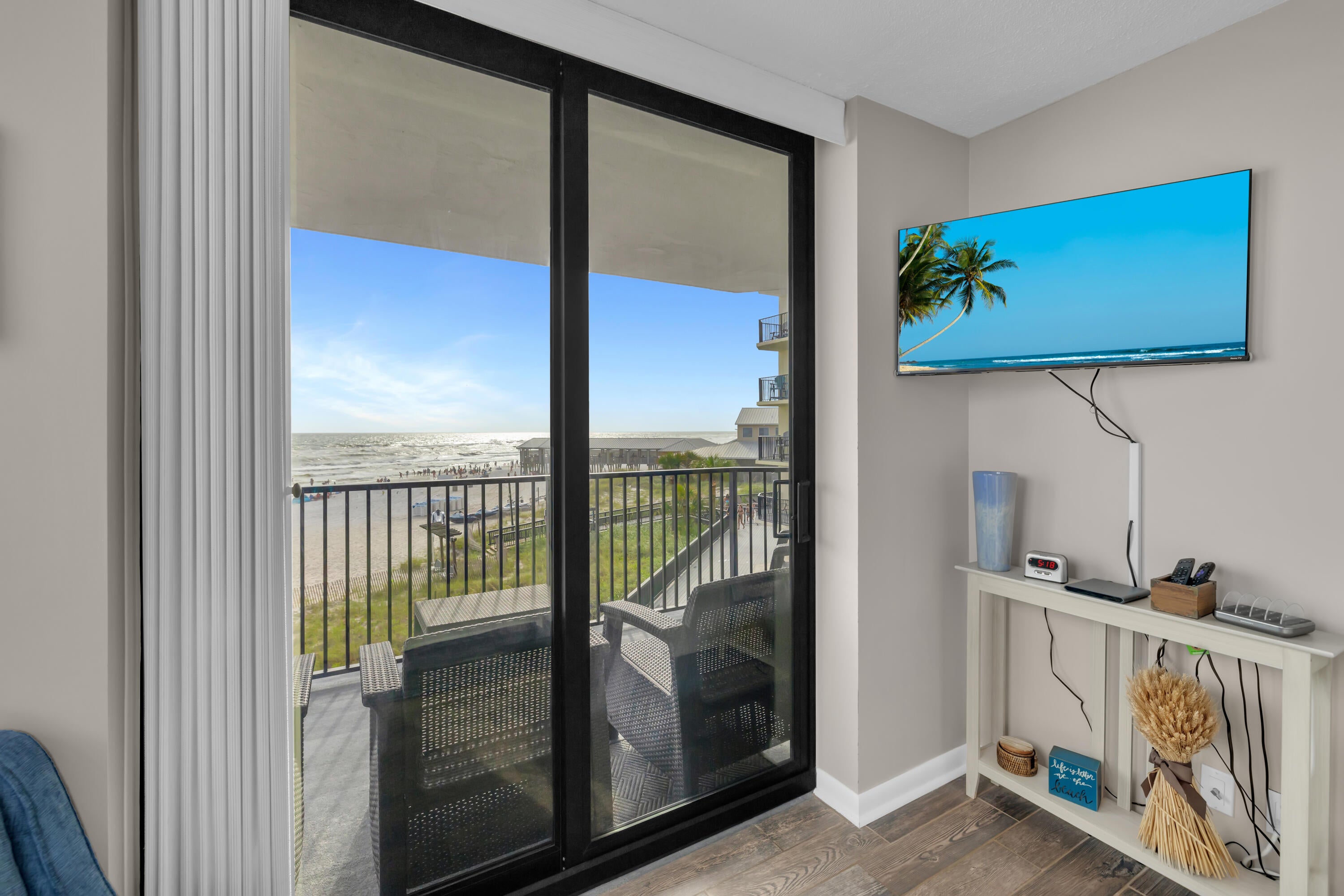SUNBIRD CONDO - Residential