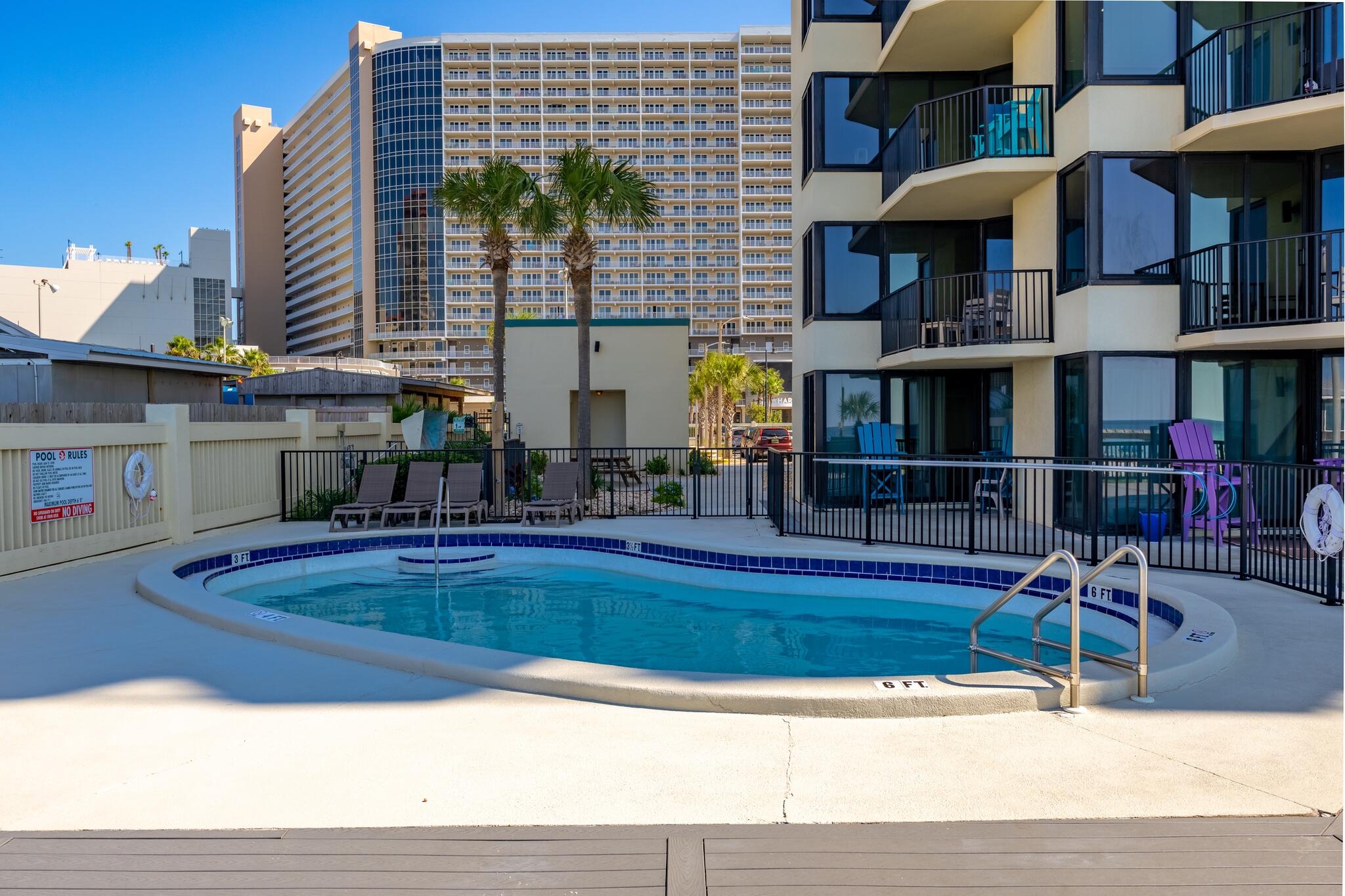 SUNBIRD CONDO - Residential