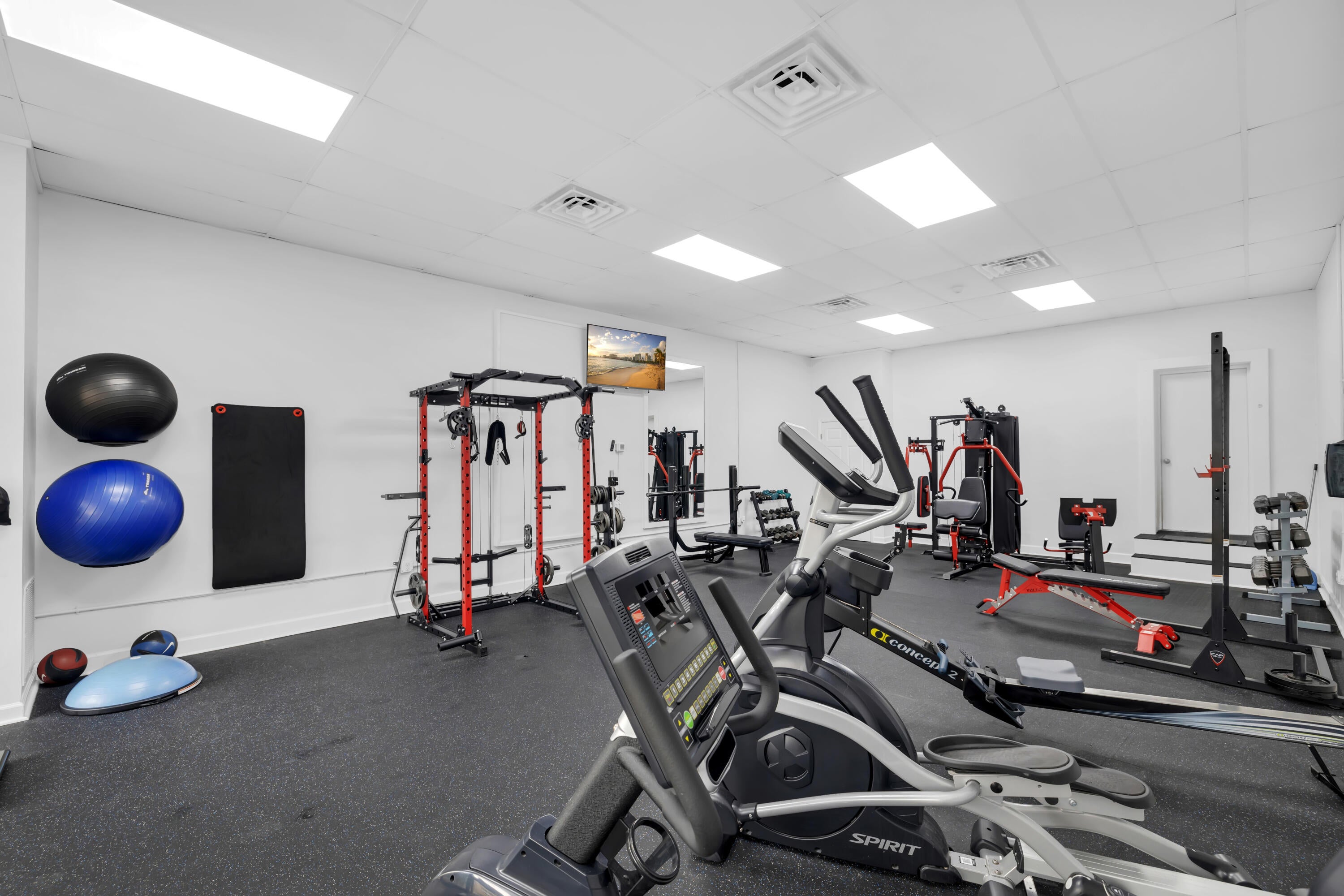 SUNBIRD CONDO - Residential