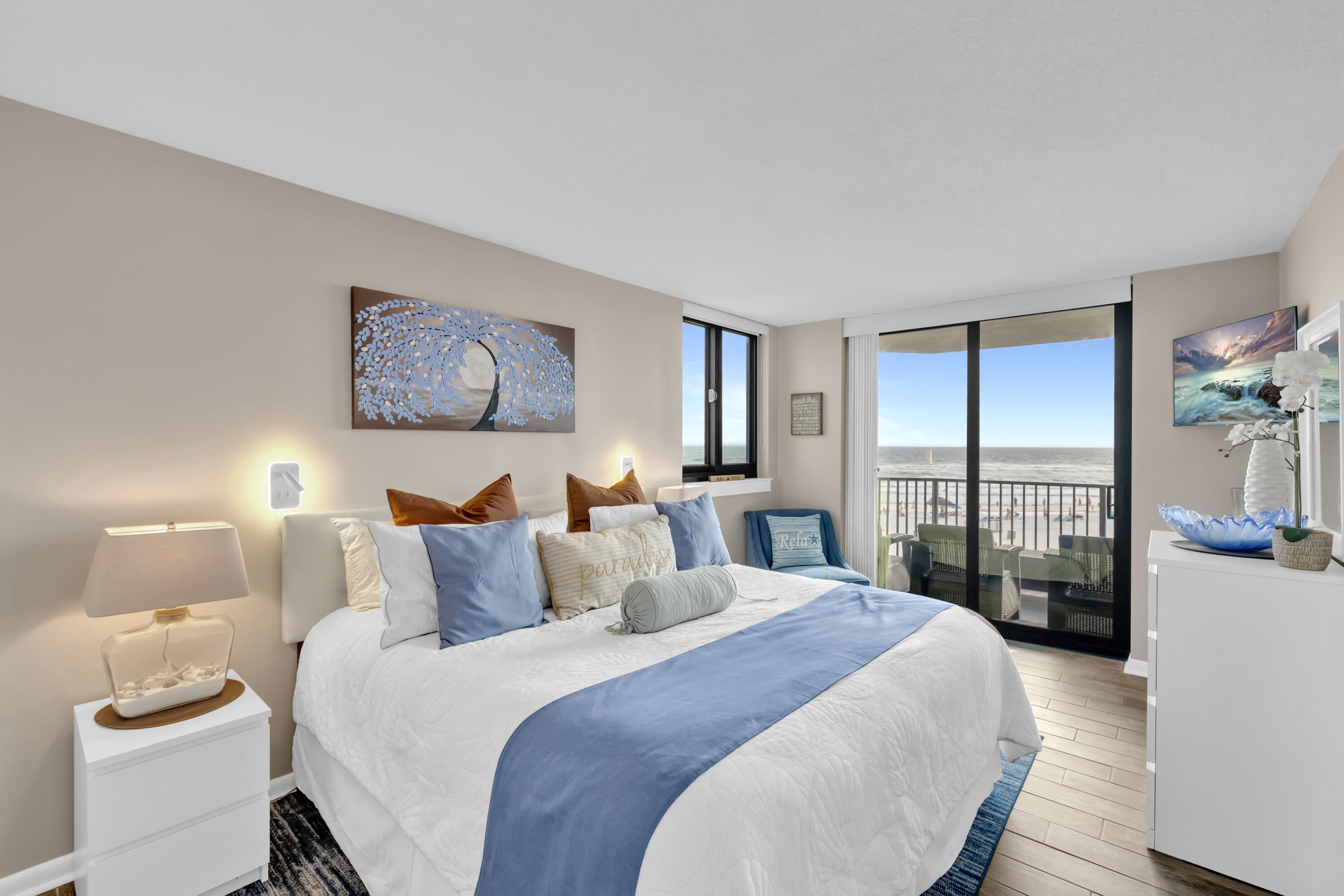 SUNBIRD CONDO - Residential