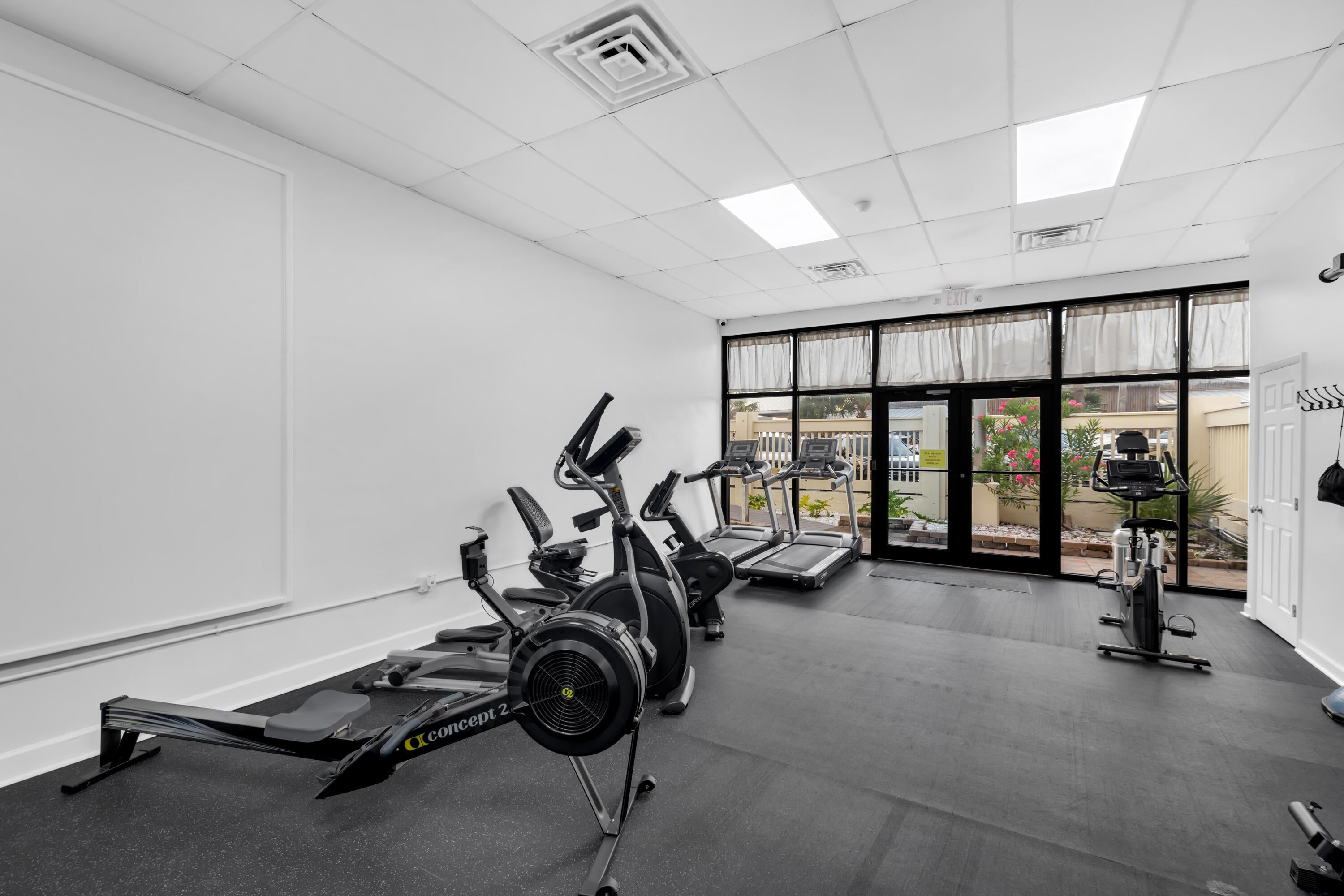 SUNBIRD CONDO - Residential