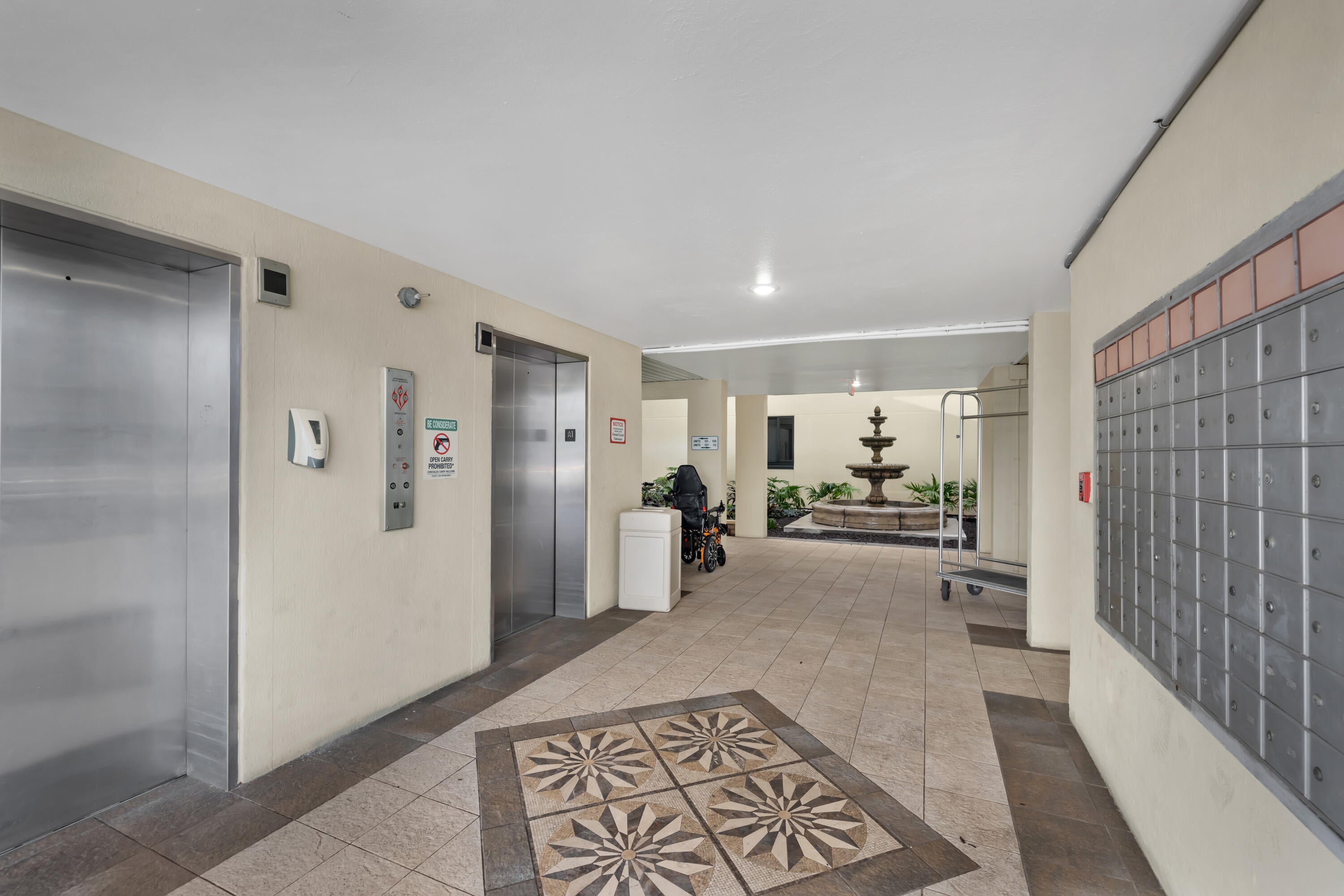 SUNBIRD CONDO - Residential