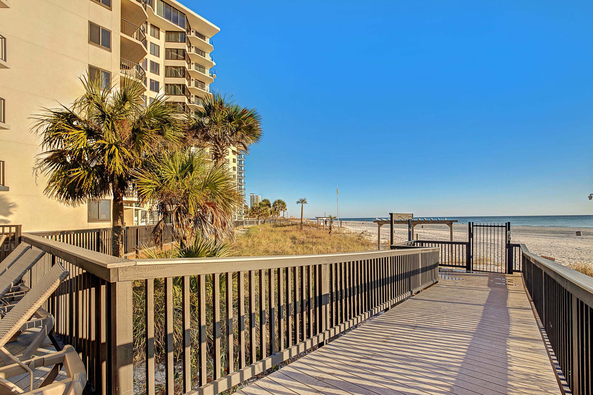 SUNBIRD CONDO - Residential