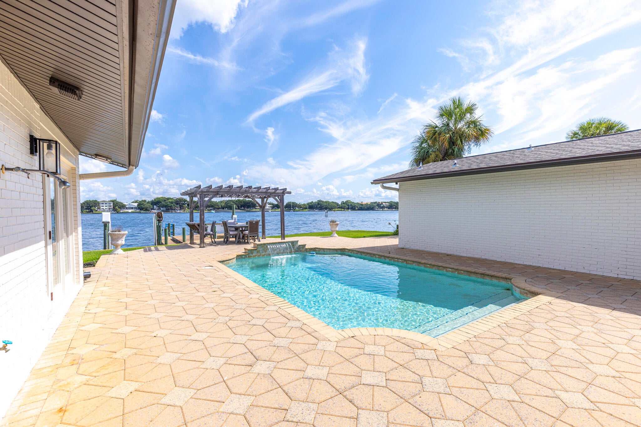SANTA ROSA ISLAND - Residential