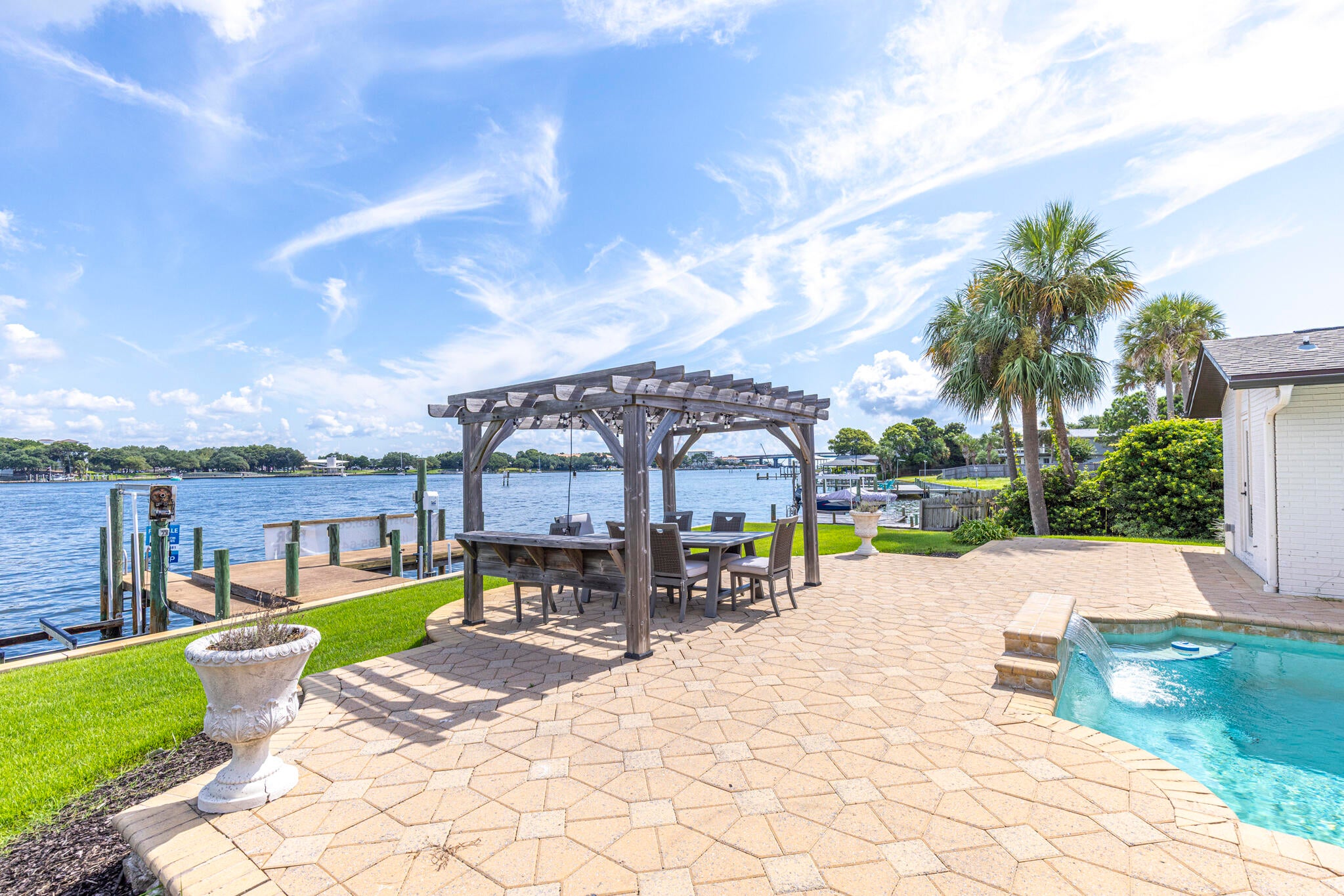 SANTA ROSA ISLAND - Residential