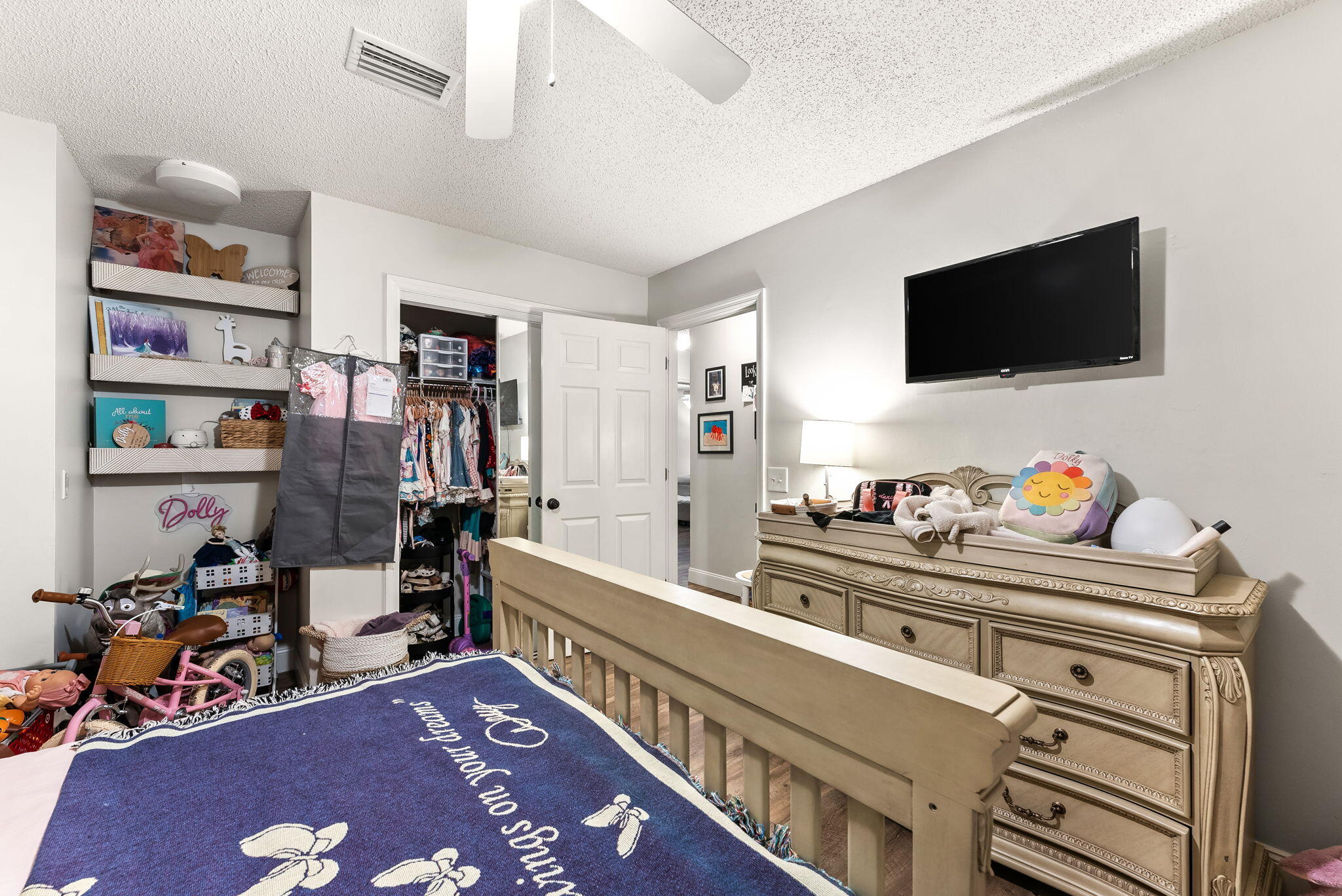 HUNTINGDON ESTATES UNIT 1 - Residential