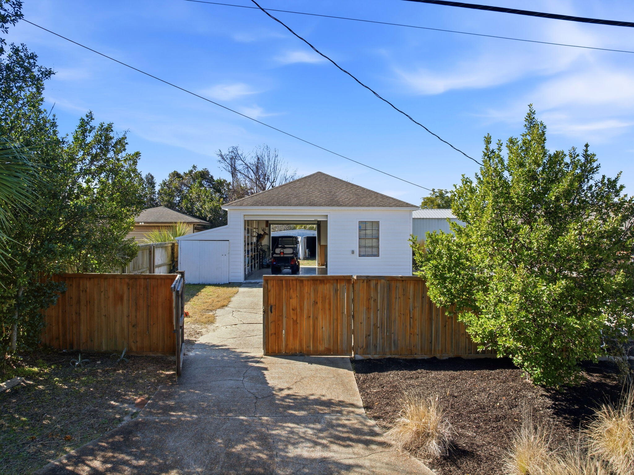 HUNTINGDON ESTATES UNIT 1 - Residential