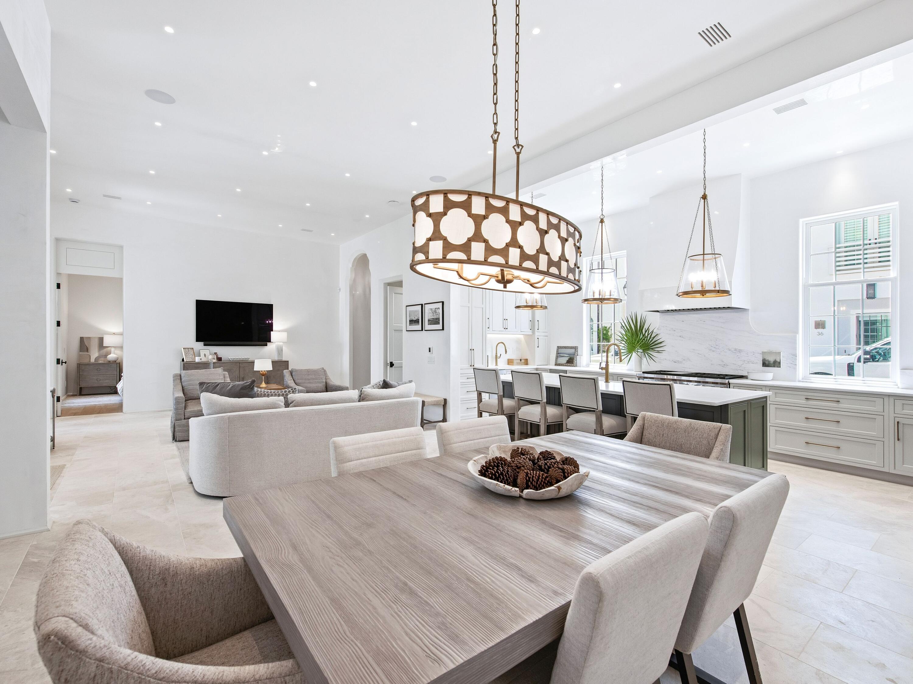 ALYS BEACH - Residential