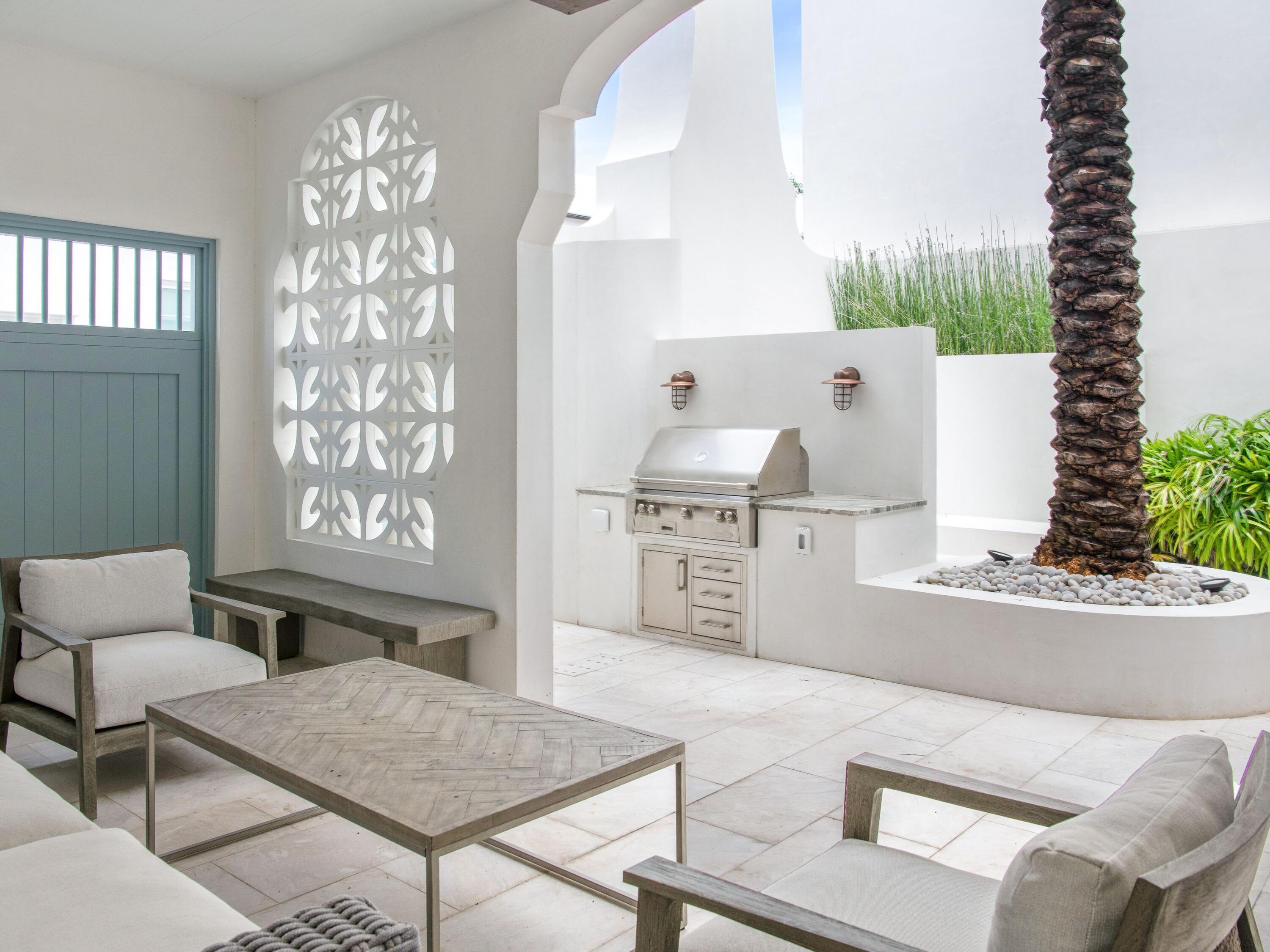 ALYS BEACH - Residential