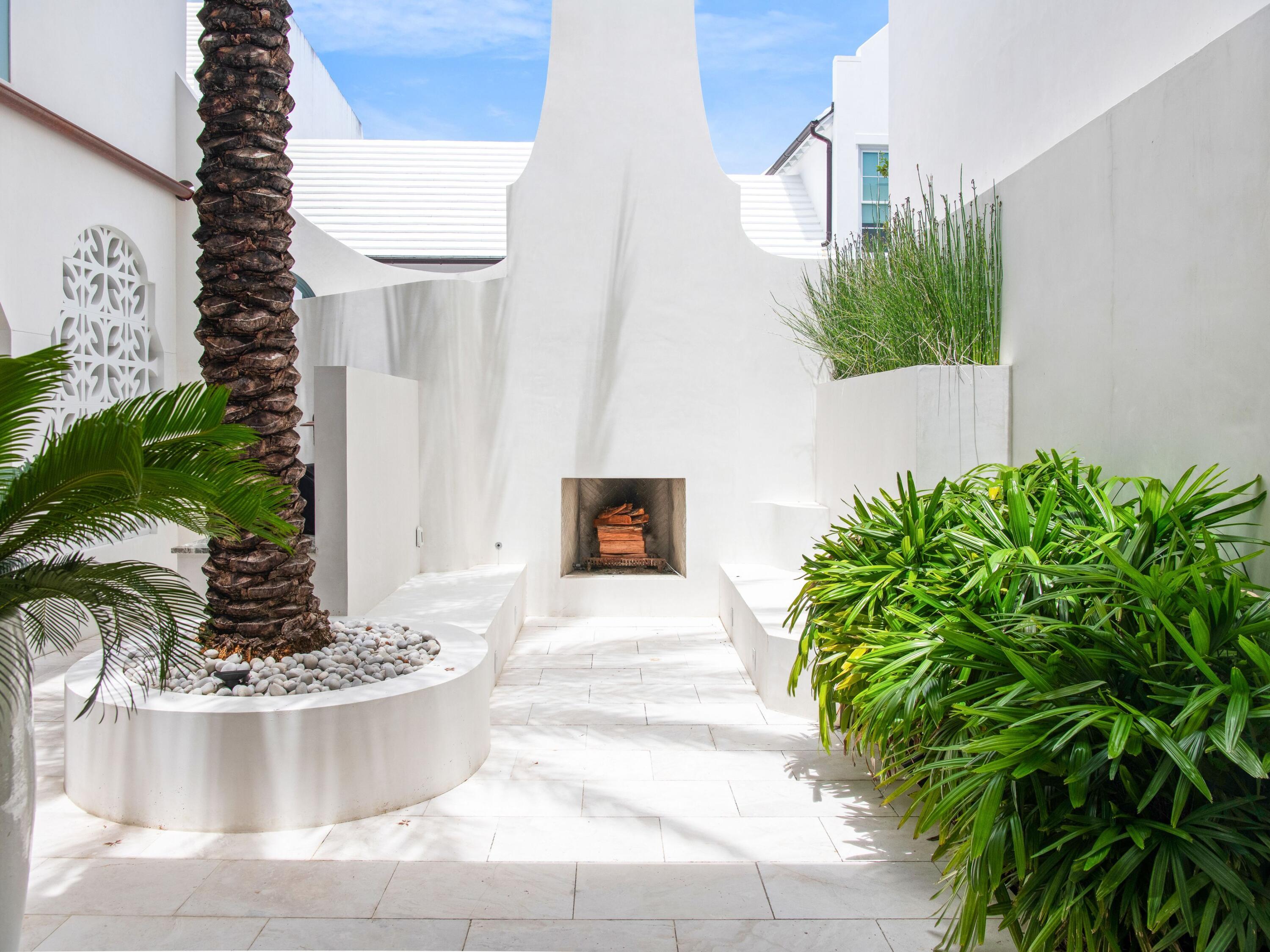 ALYS BEACH - Residential