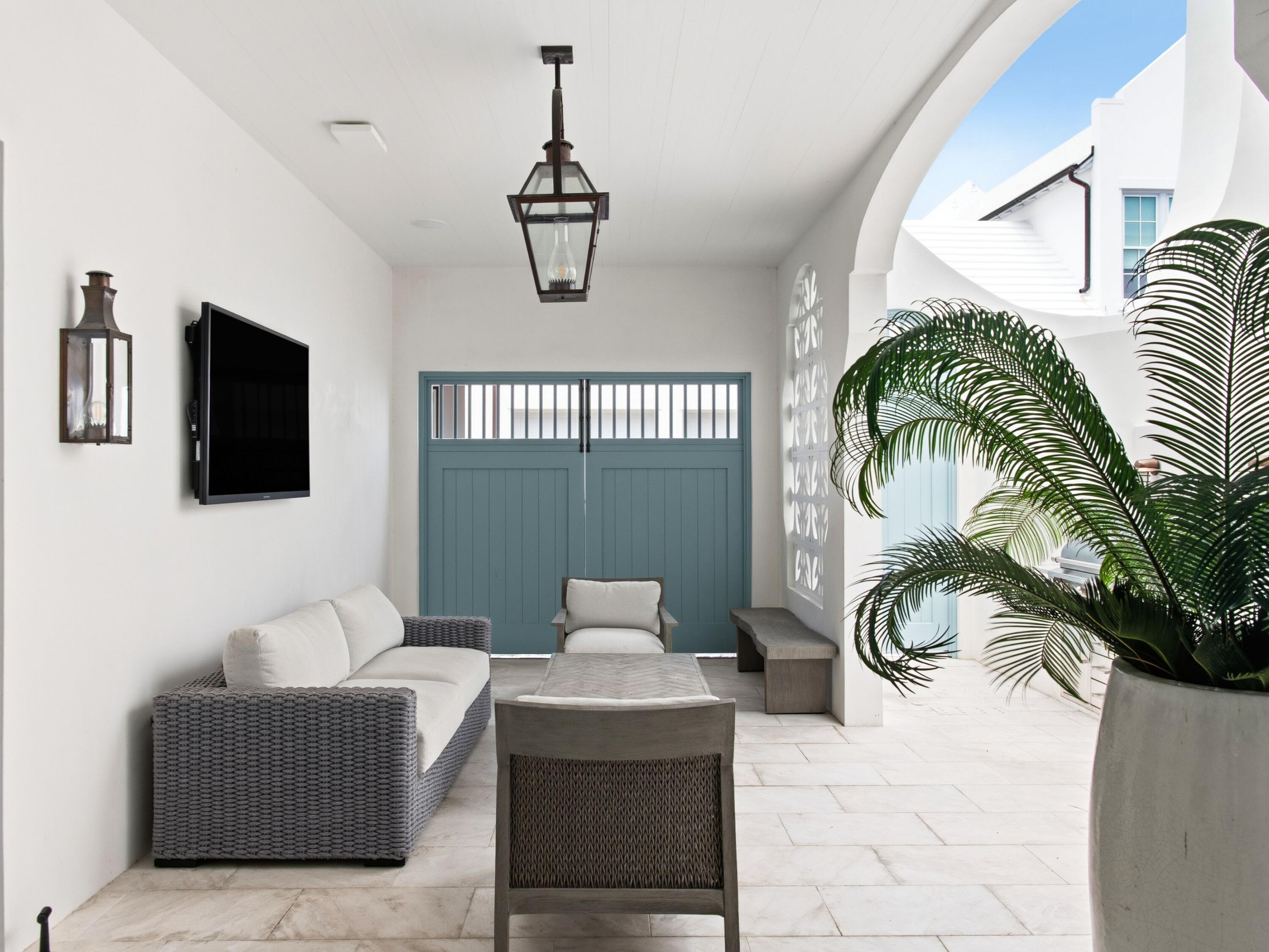 ALYS BEACH - Residential