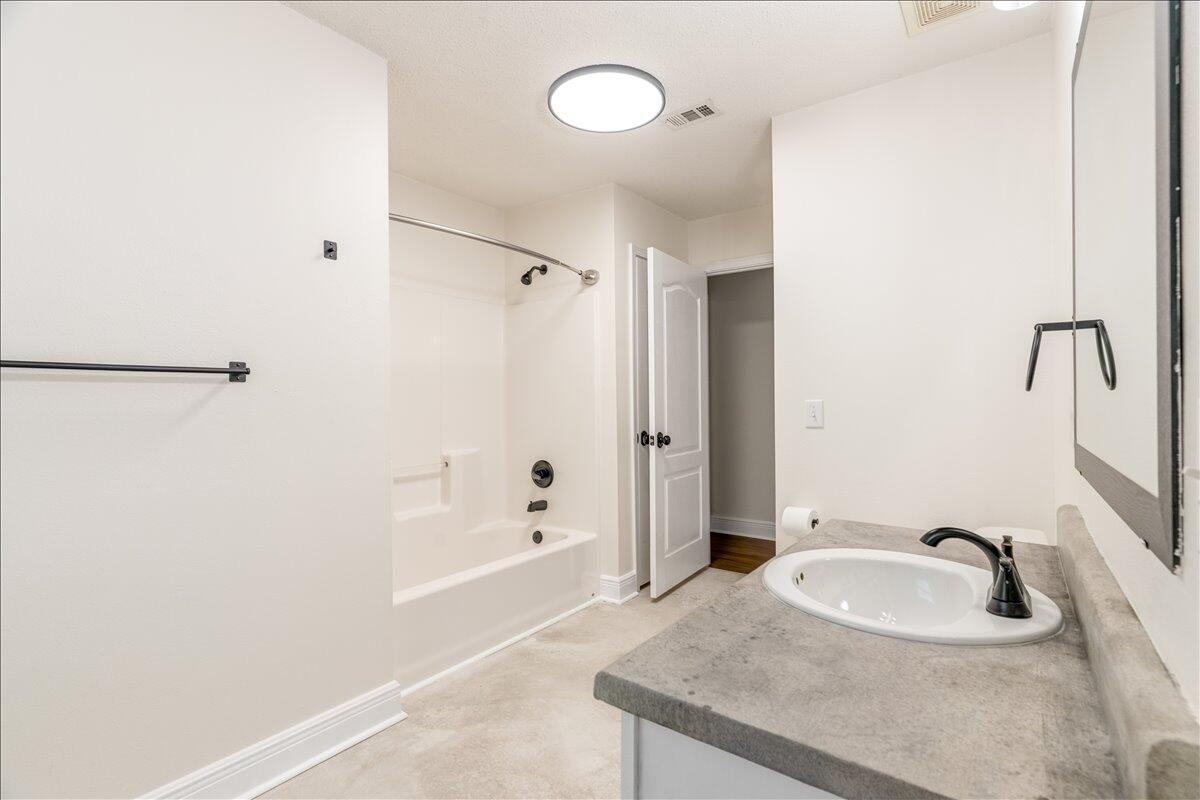 FOX VALLEY - Residential