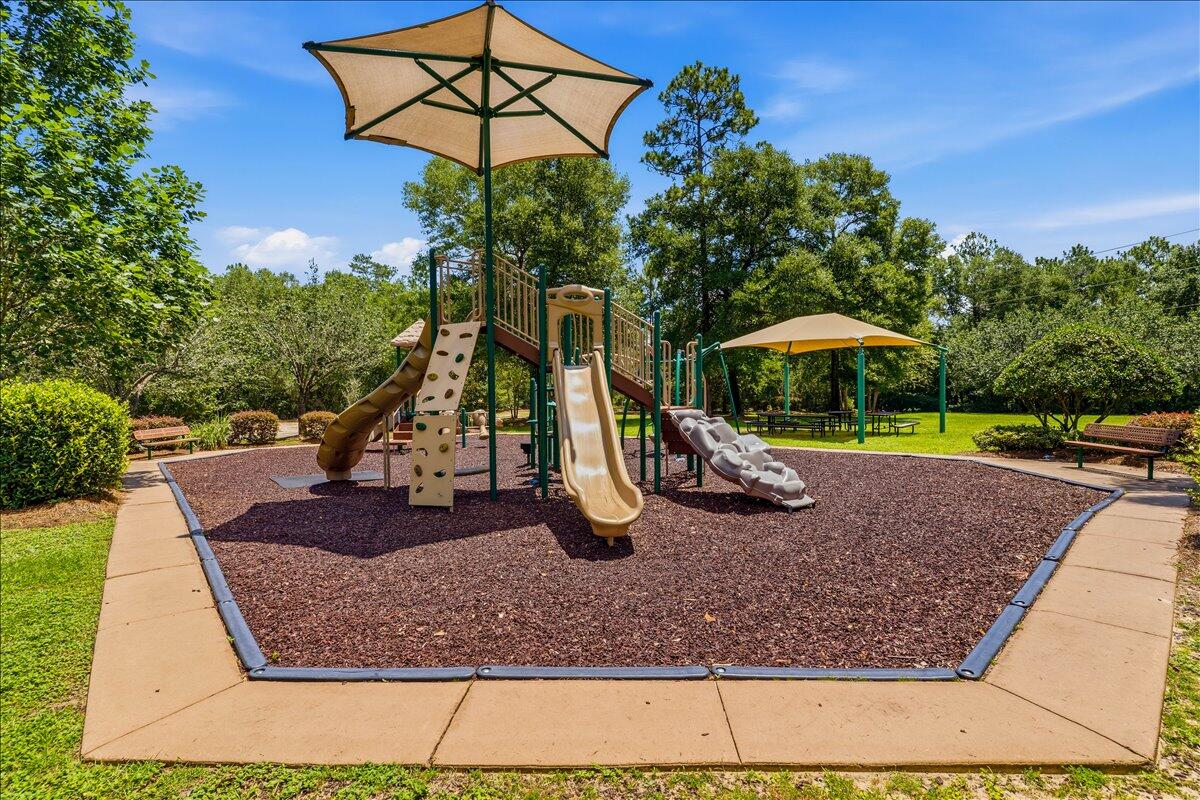 FOX VALLEY - Residential