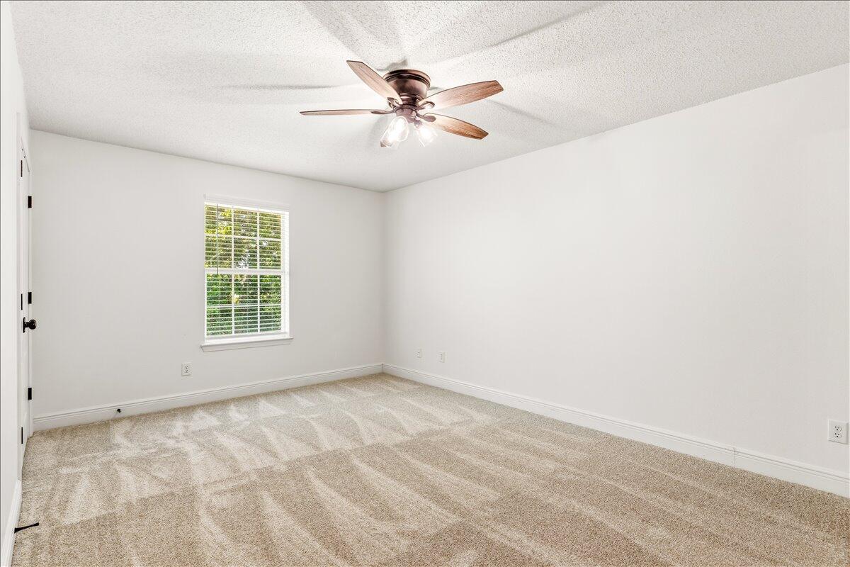 FOX VALLEY - Residential