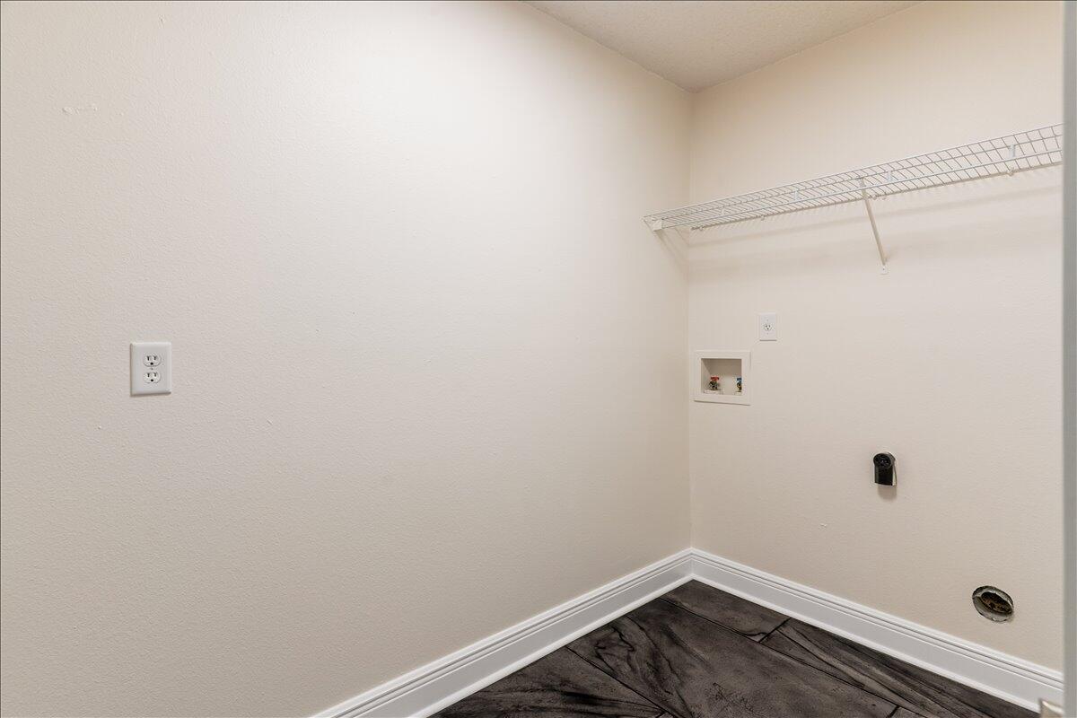 FOX VALLEY - Residential