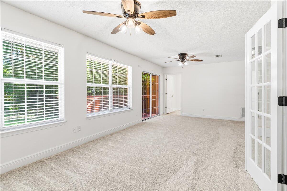 FOX VALLEY - Residential