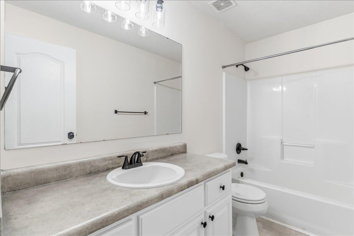 FOX VALLEY - Residential