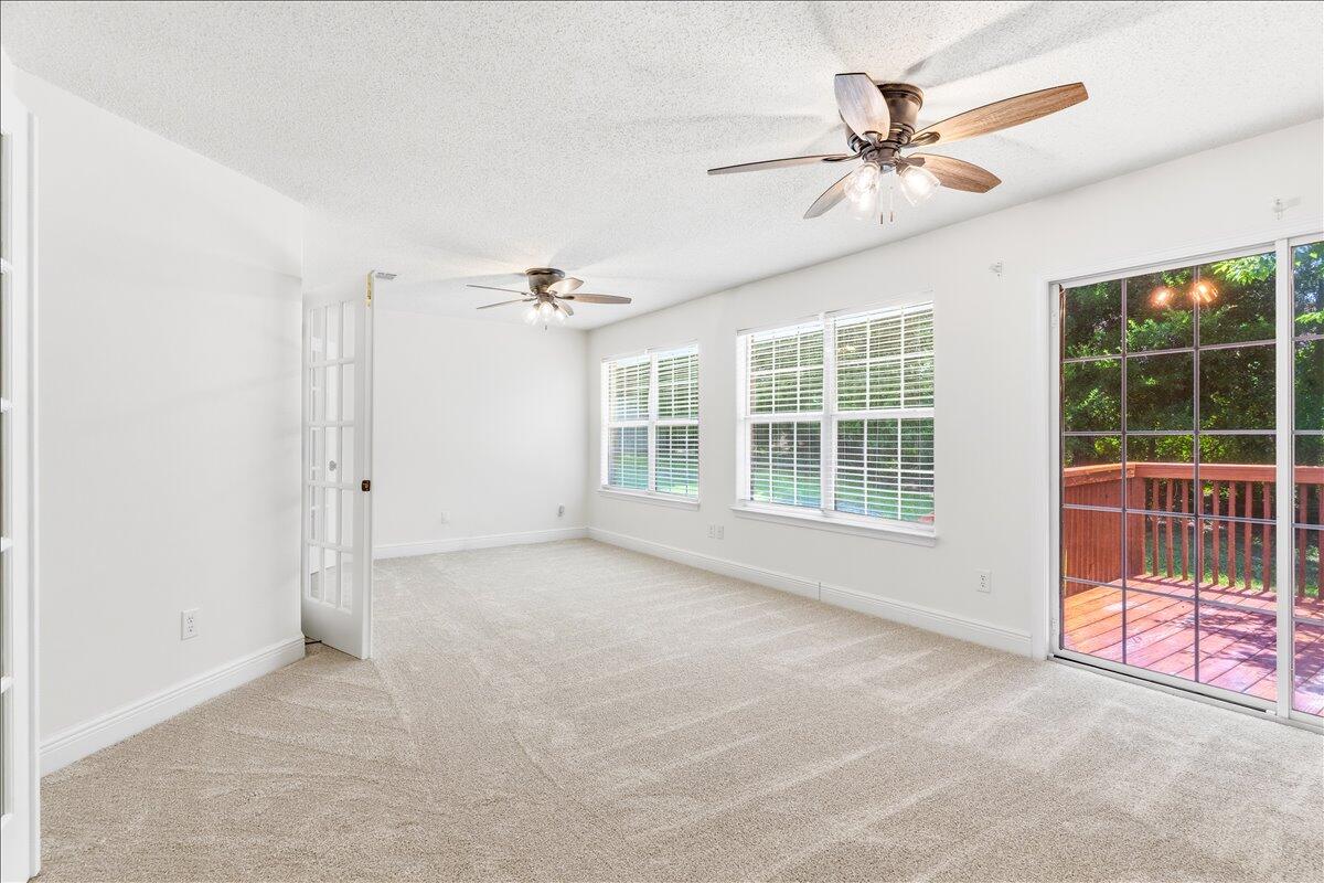FOX VALLEY - Residential