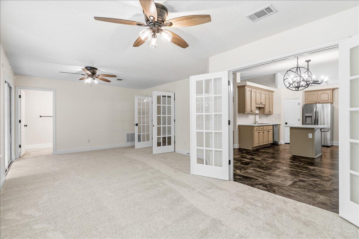 FOX VALLEY - Residential