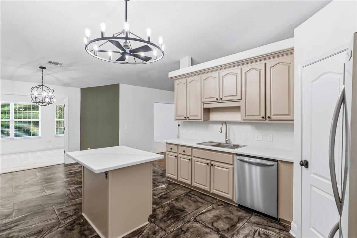 FOX VALLEY - Residential