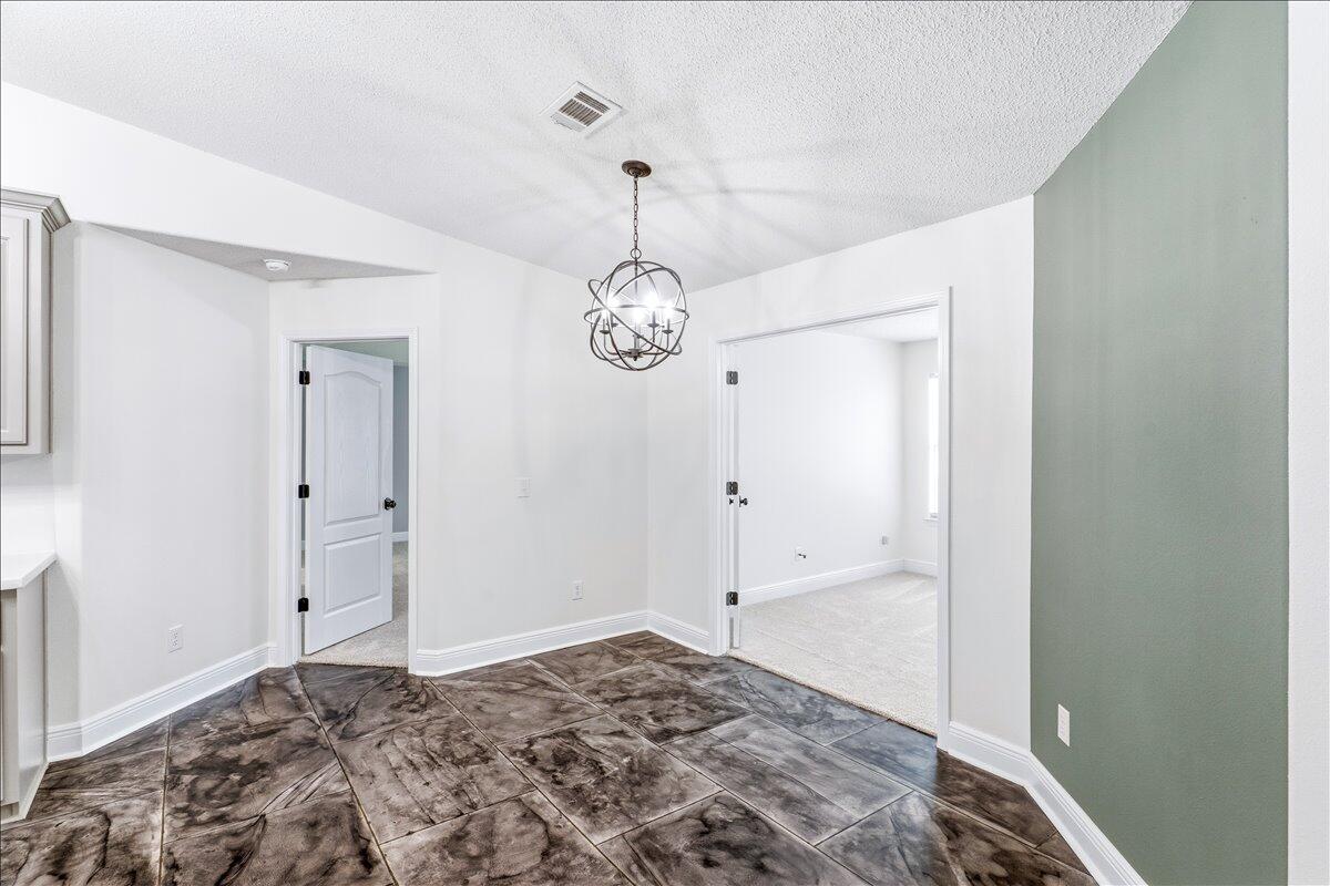 FOX VALLEY - Residential