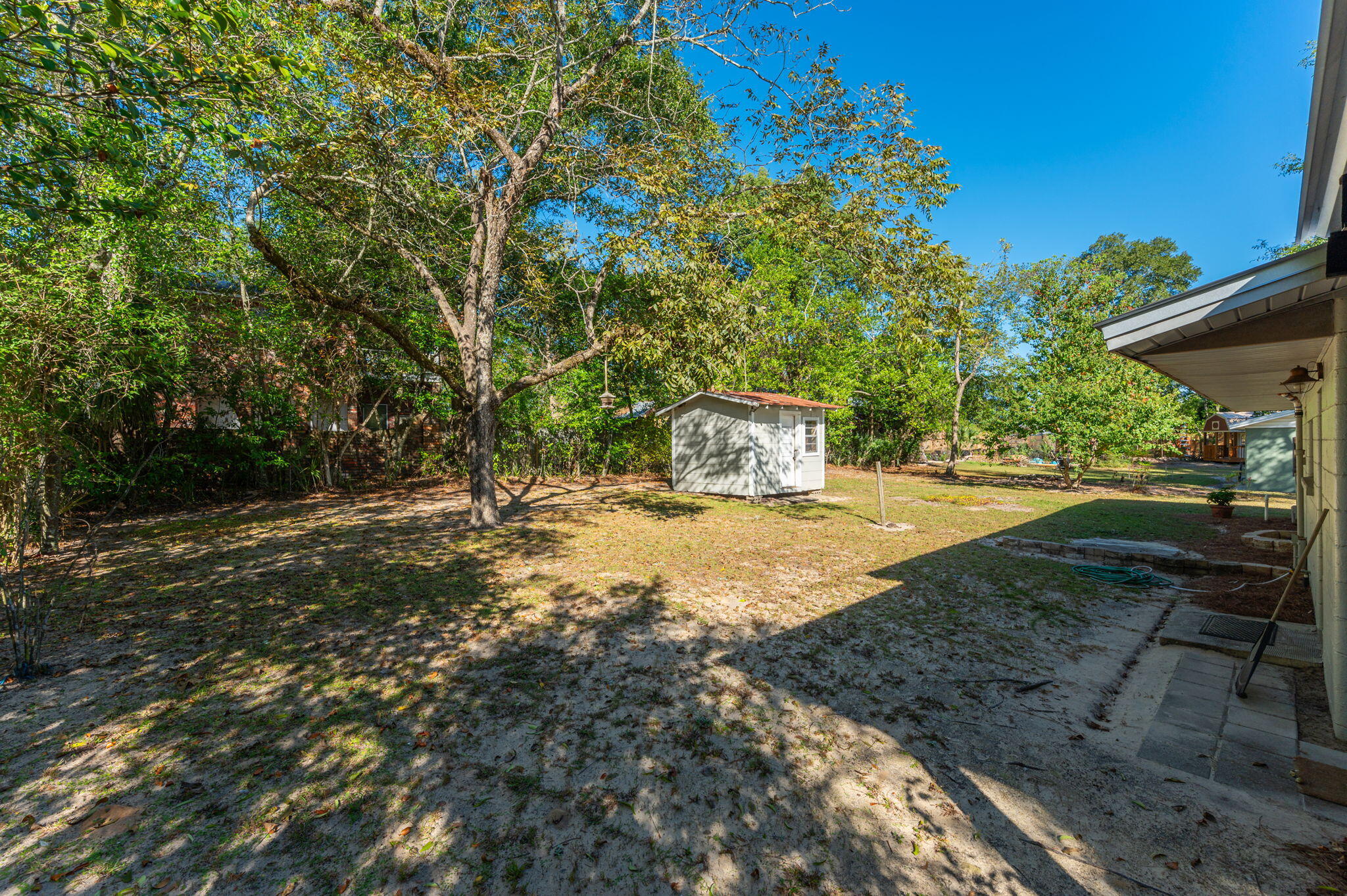 METES & BOUNDS - Residential Lease