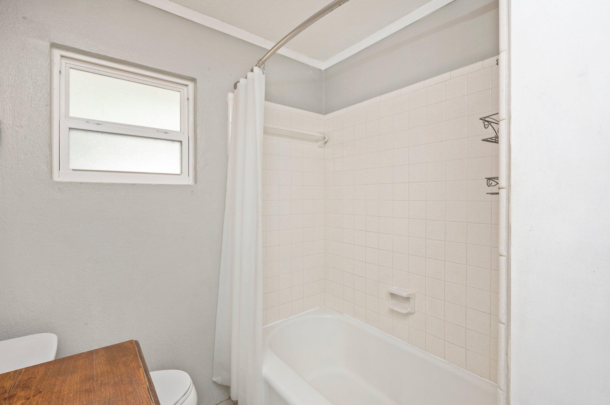 METES & BOUNDS - Residential Lease