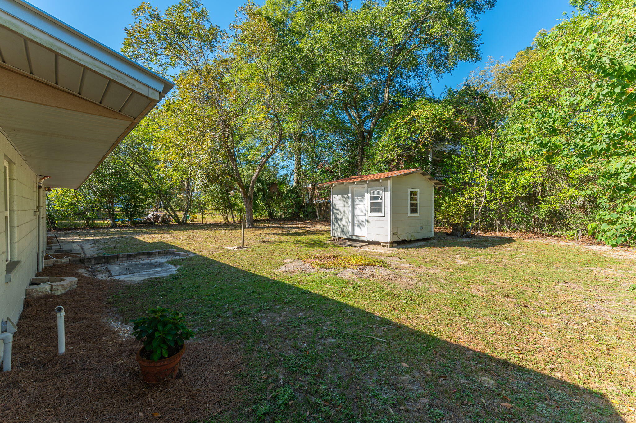 METES & BOUNDS - Residential Lease