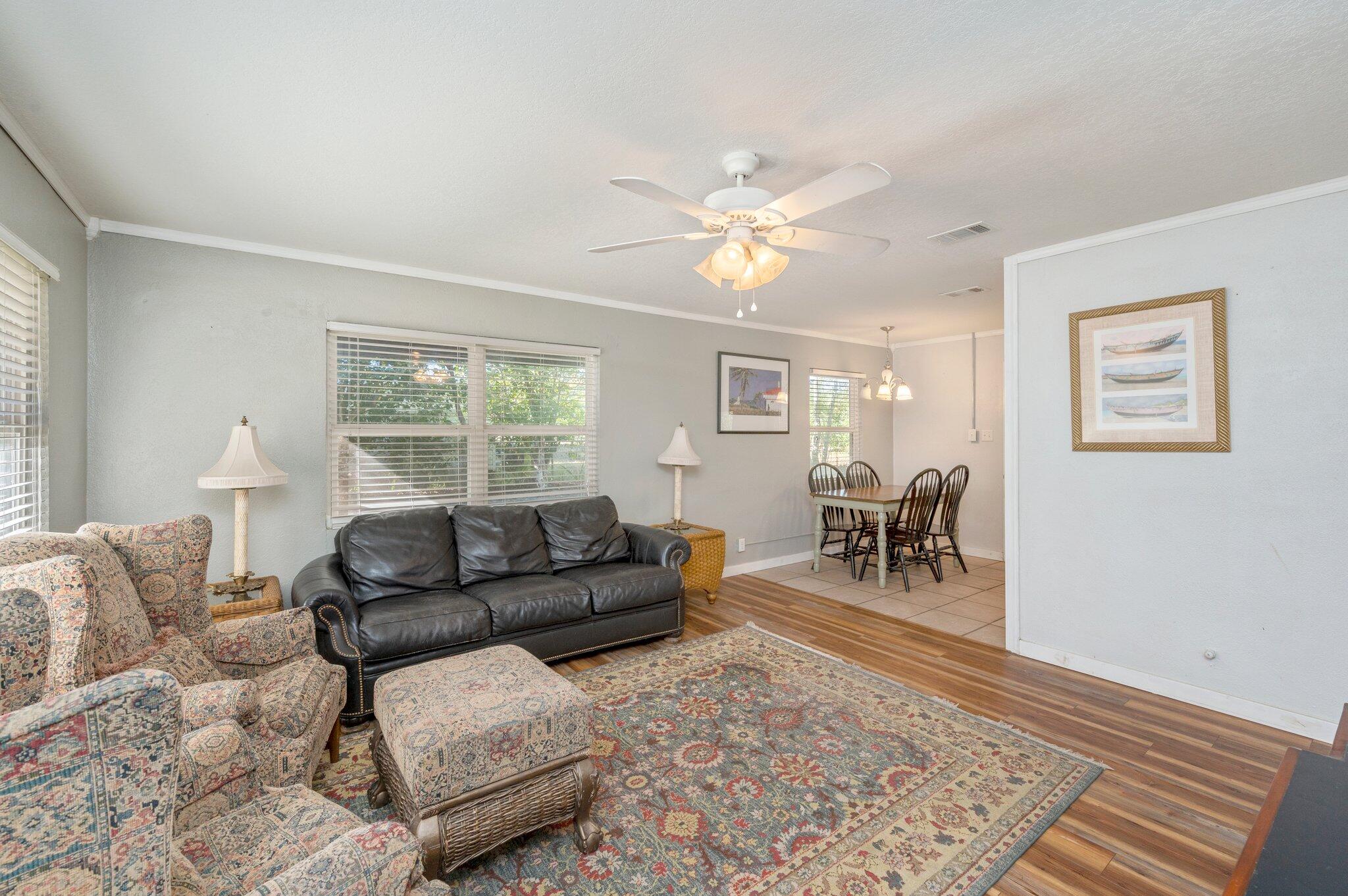 METES & BOUNDS - Residential Lease