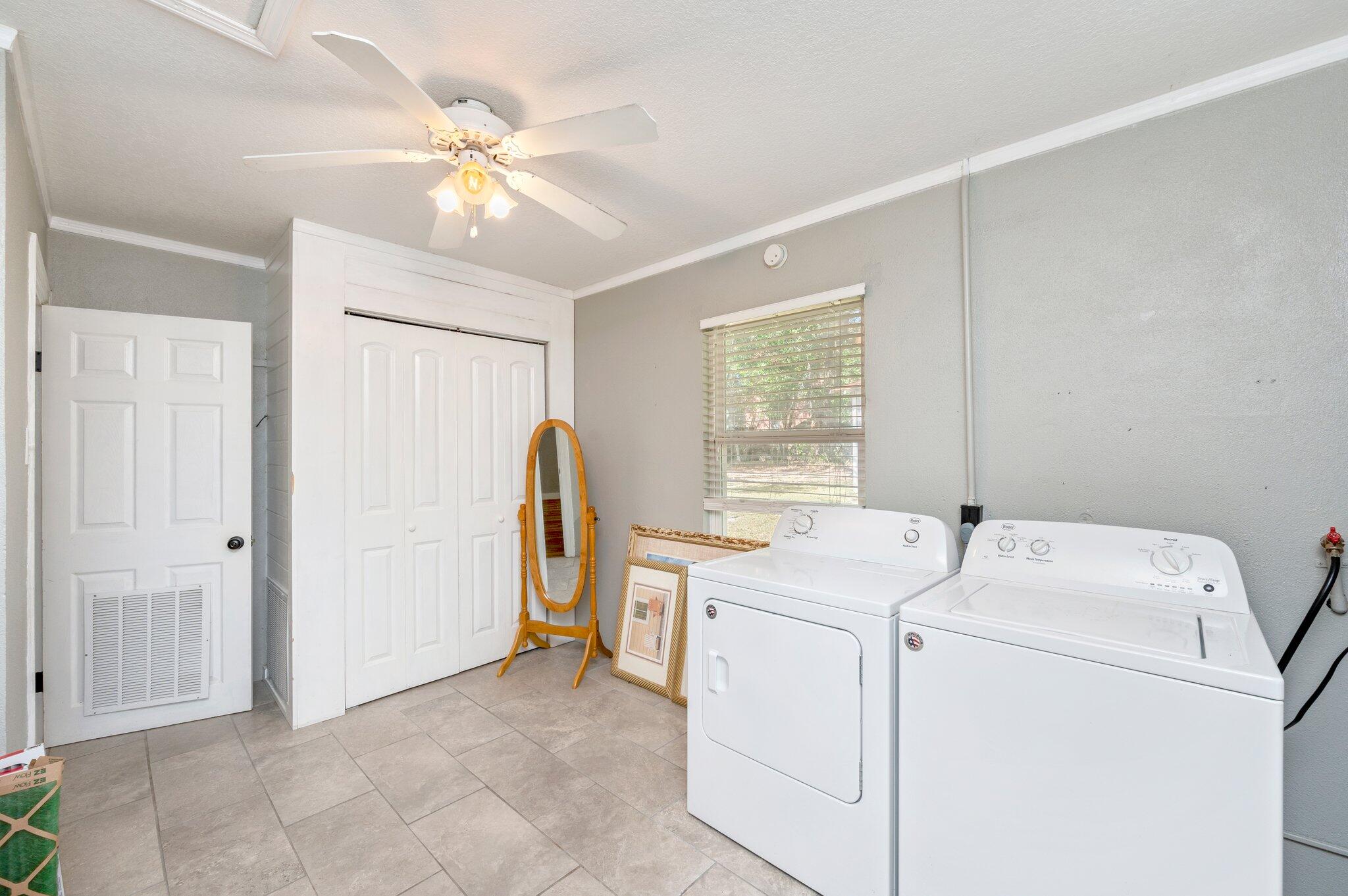 METES & BOUNDS - Residential Lease