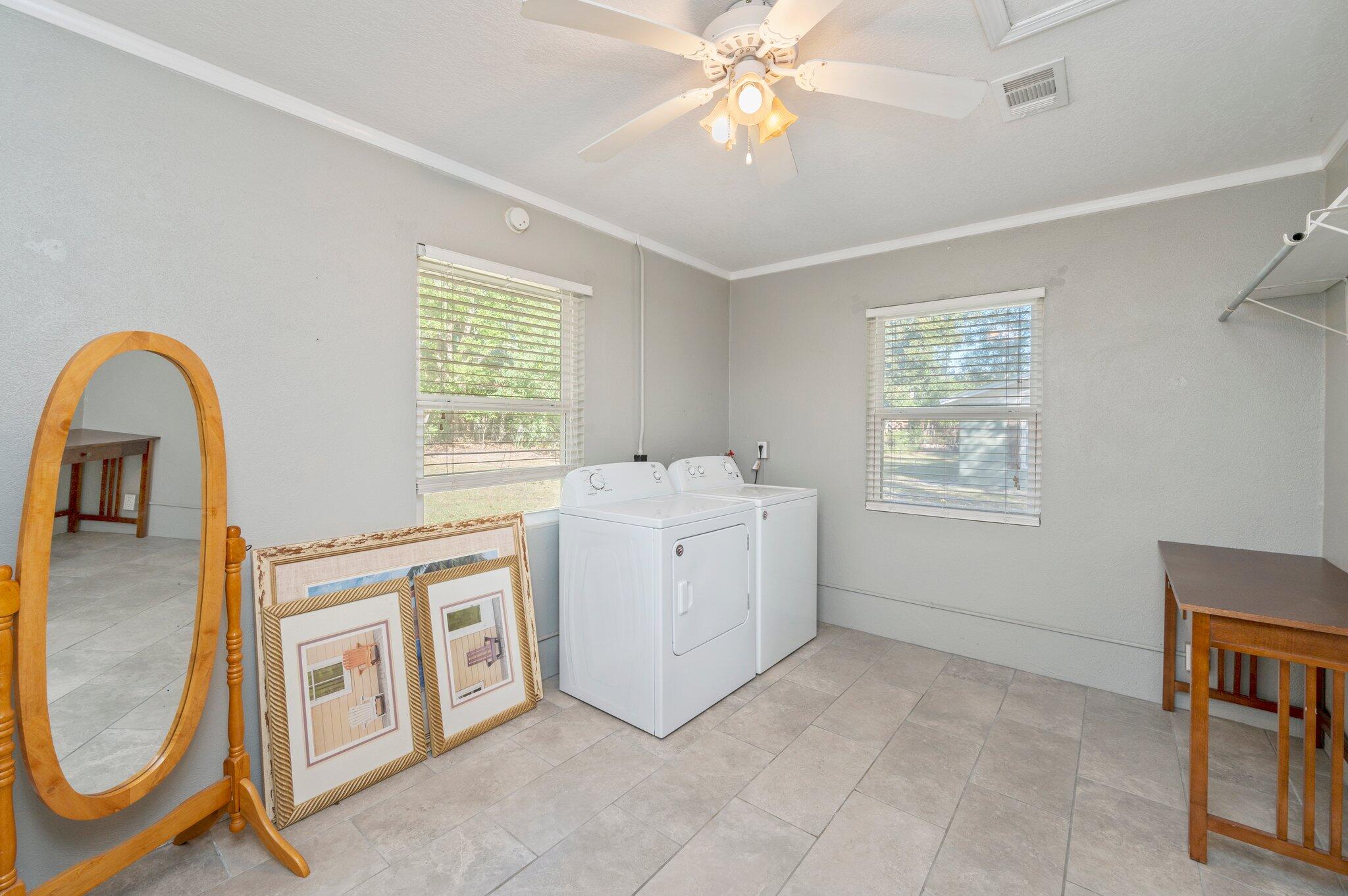 METES & BOUNDS - Residential Lease