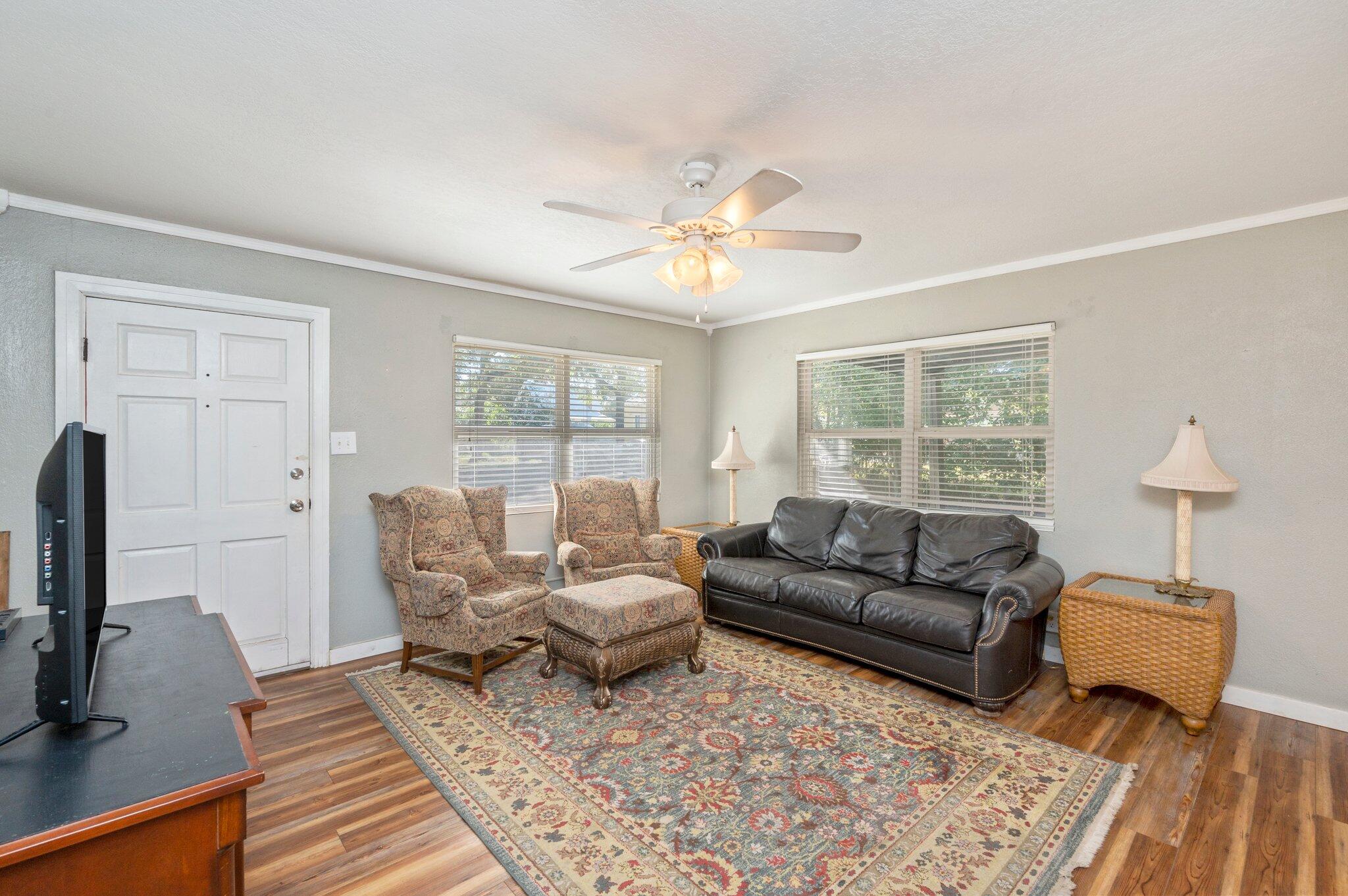 METES & BOUNDS - Residential Lease
