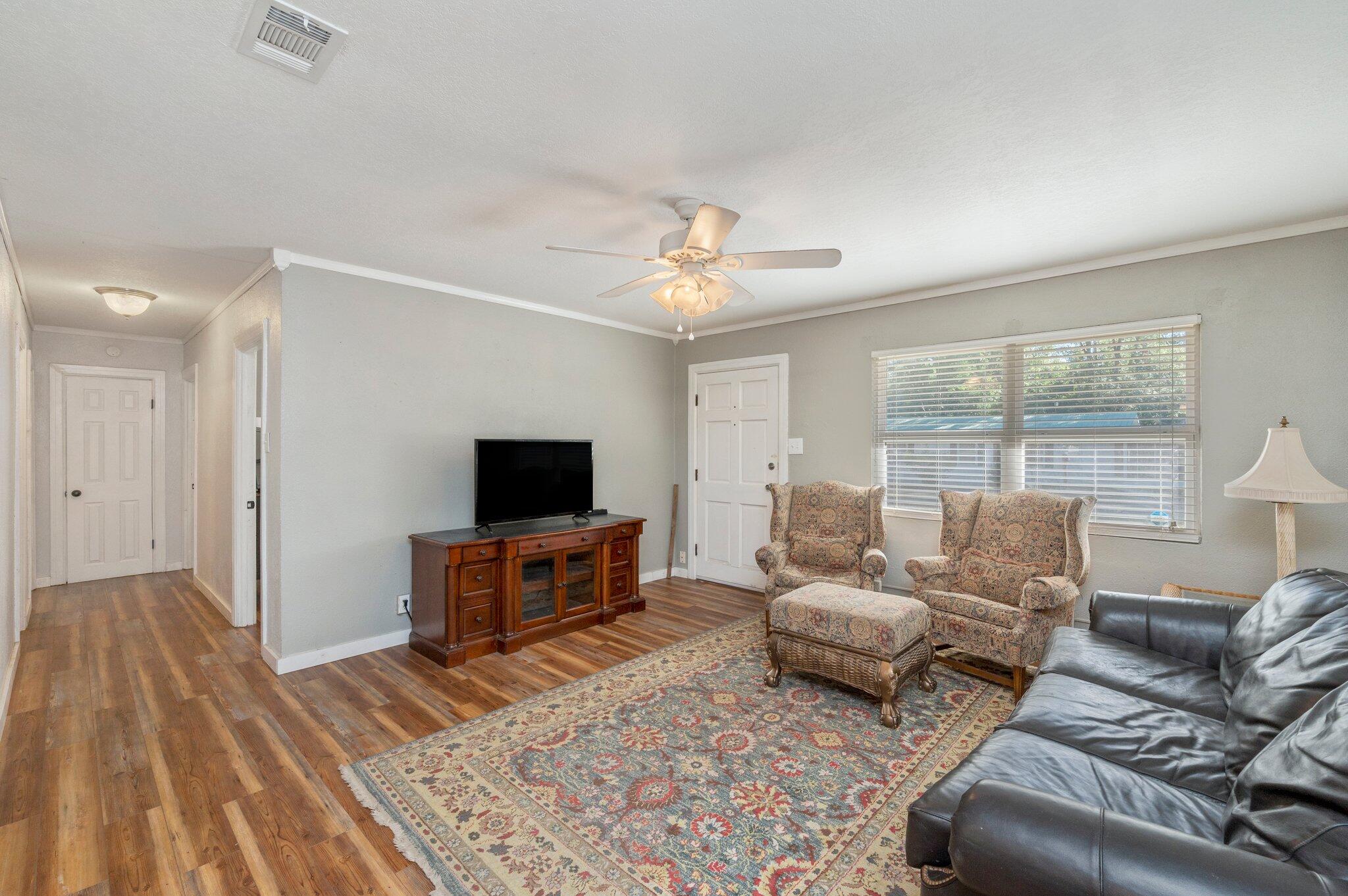 METES & BOUNDS - Residential Lease