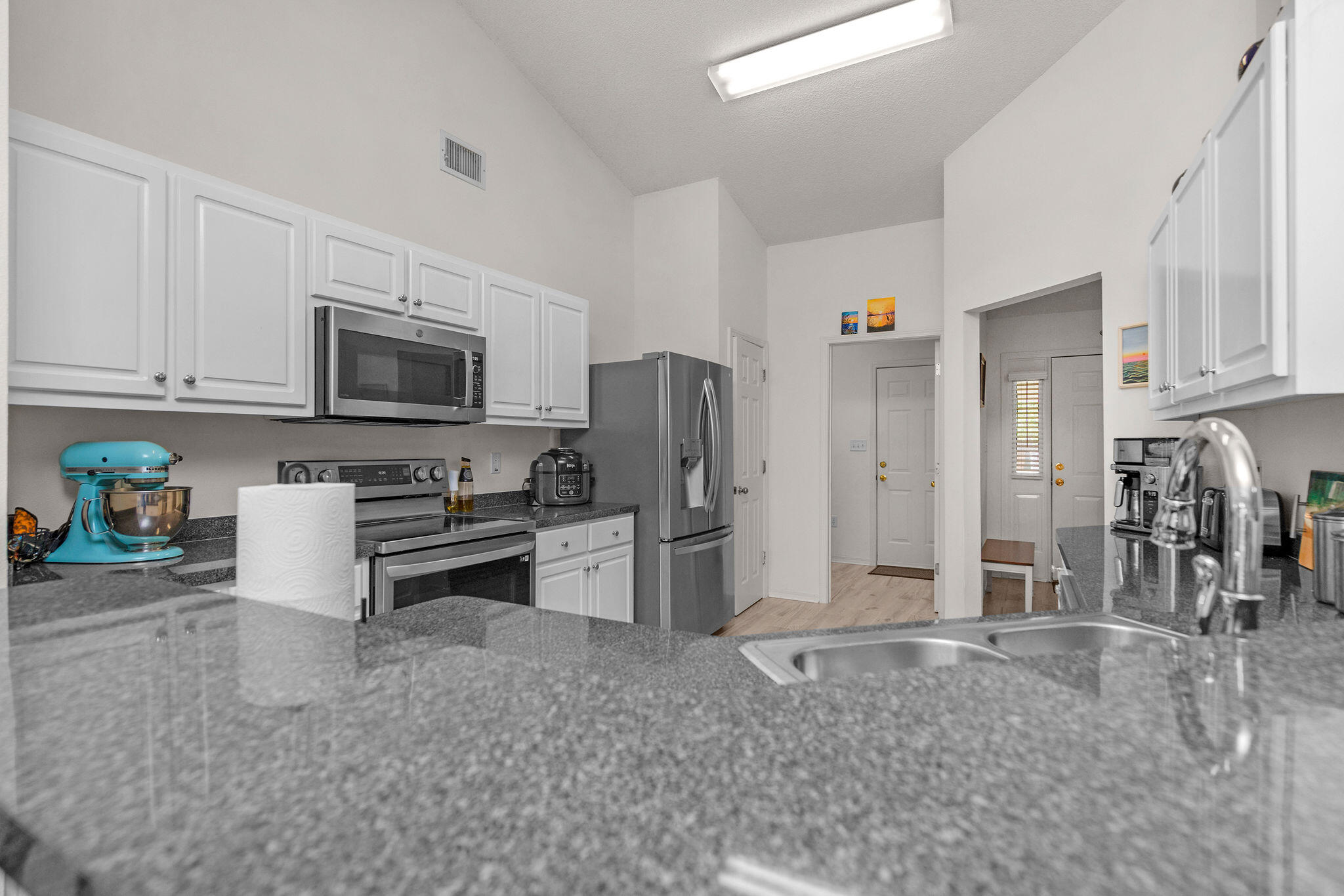 HAMPTON RIDGE ESTATES - Residential