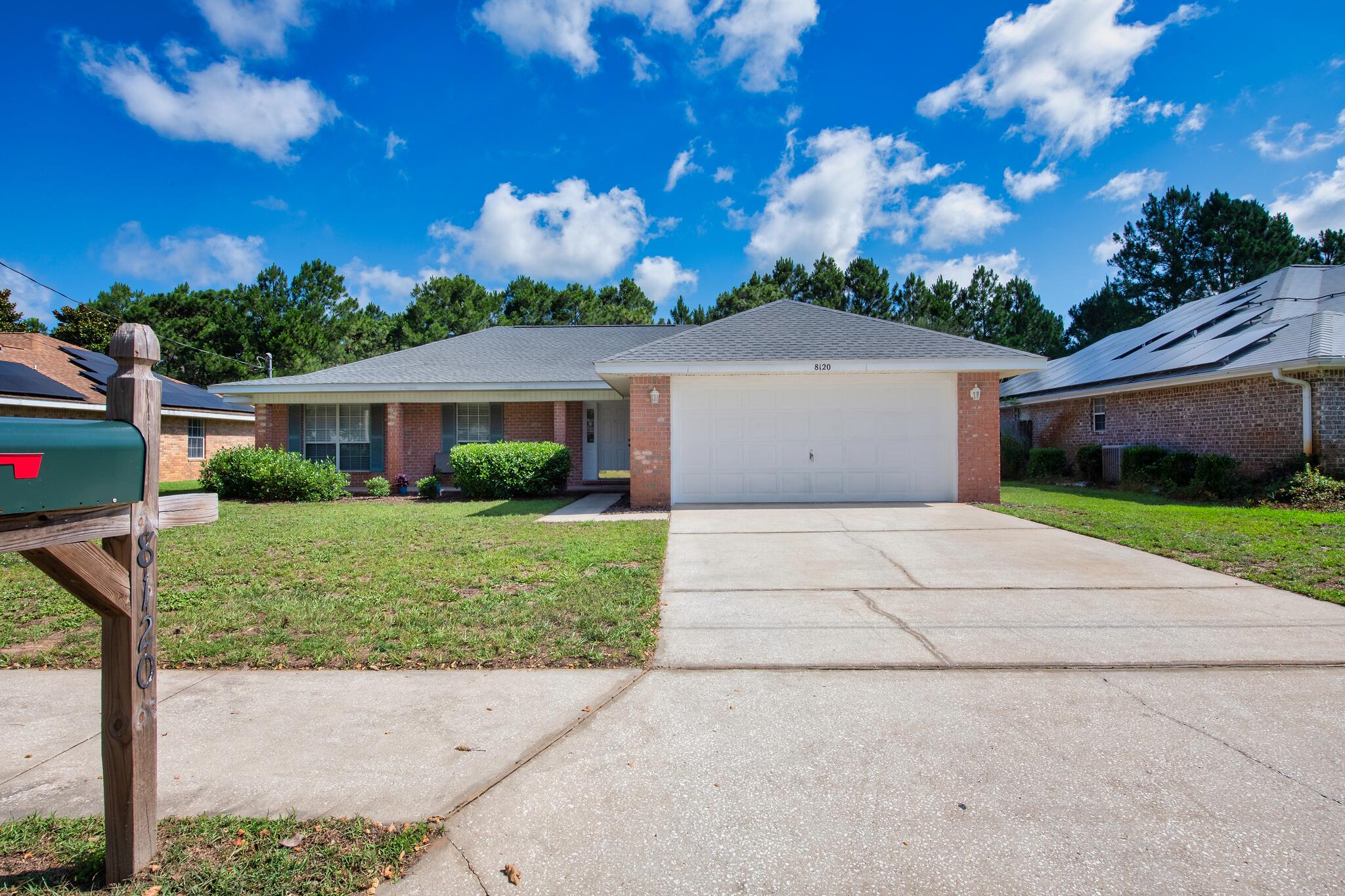 HAMPTON RIDGE ESTATES - Residential
