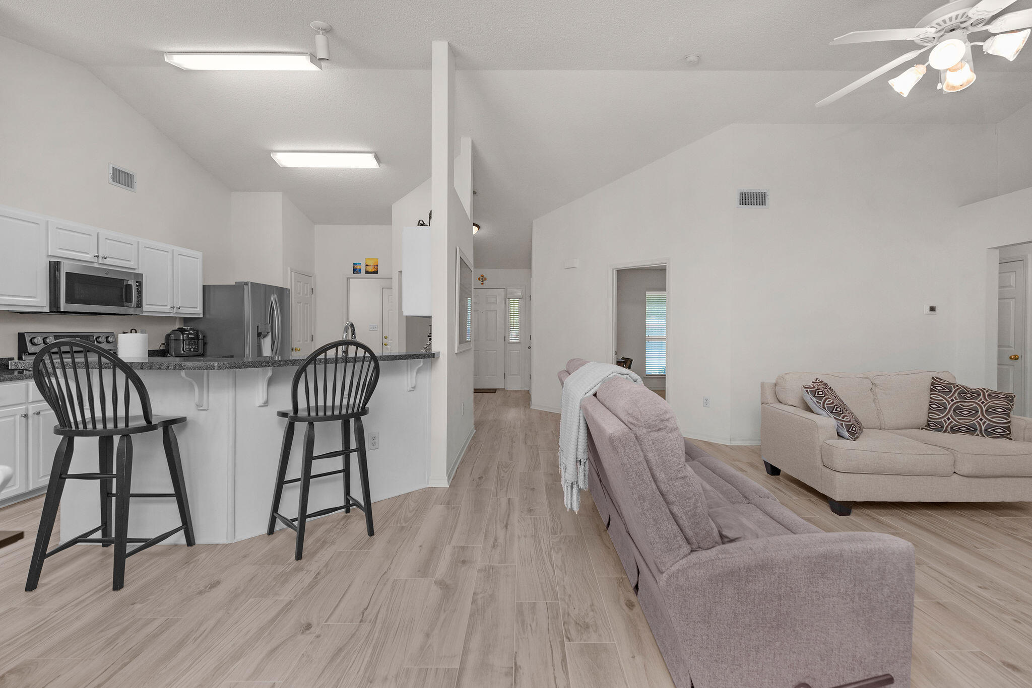 HAMPTON RIDGE ESTATES - Residential
