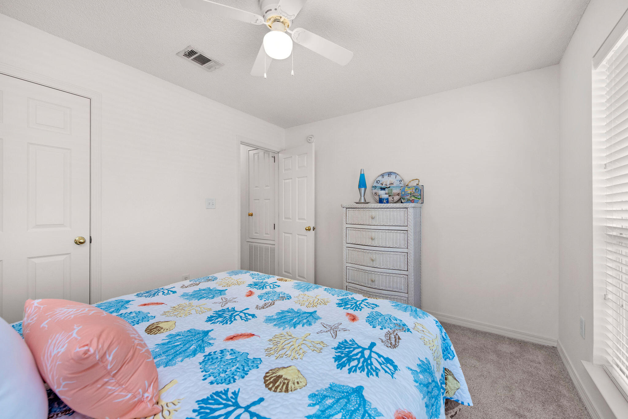 HAMPTON RIDGE ESTATES - Residential