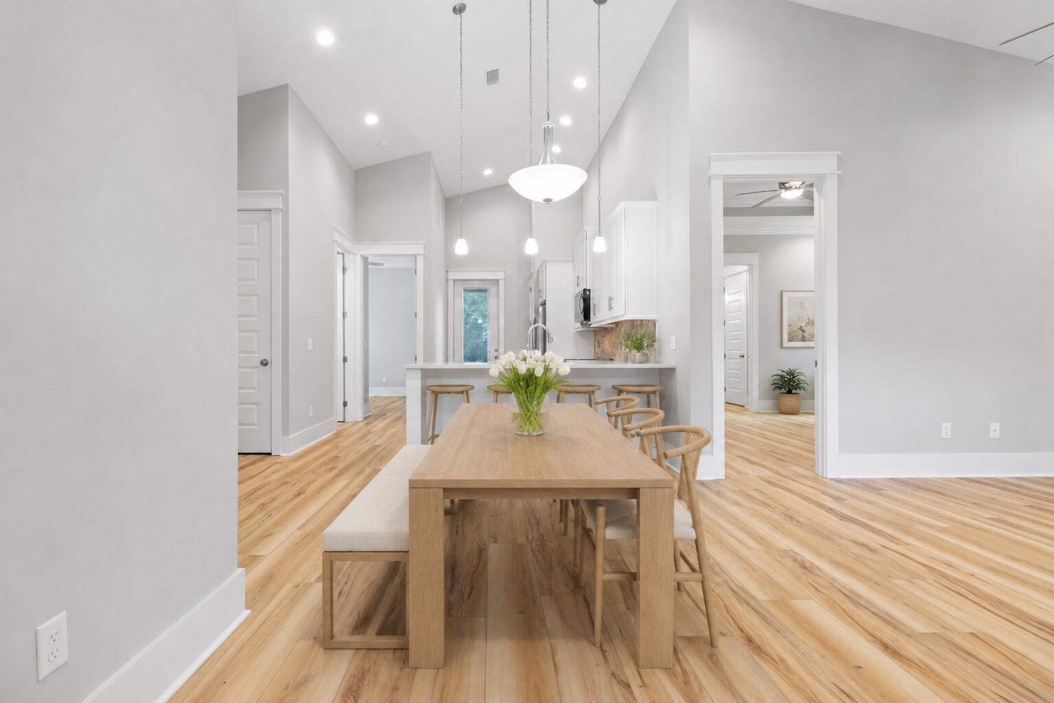 TOWN OF SANTA ROSA - Residential