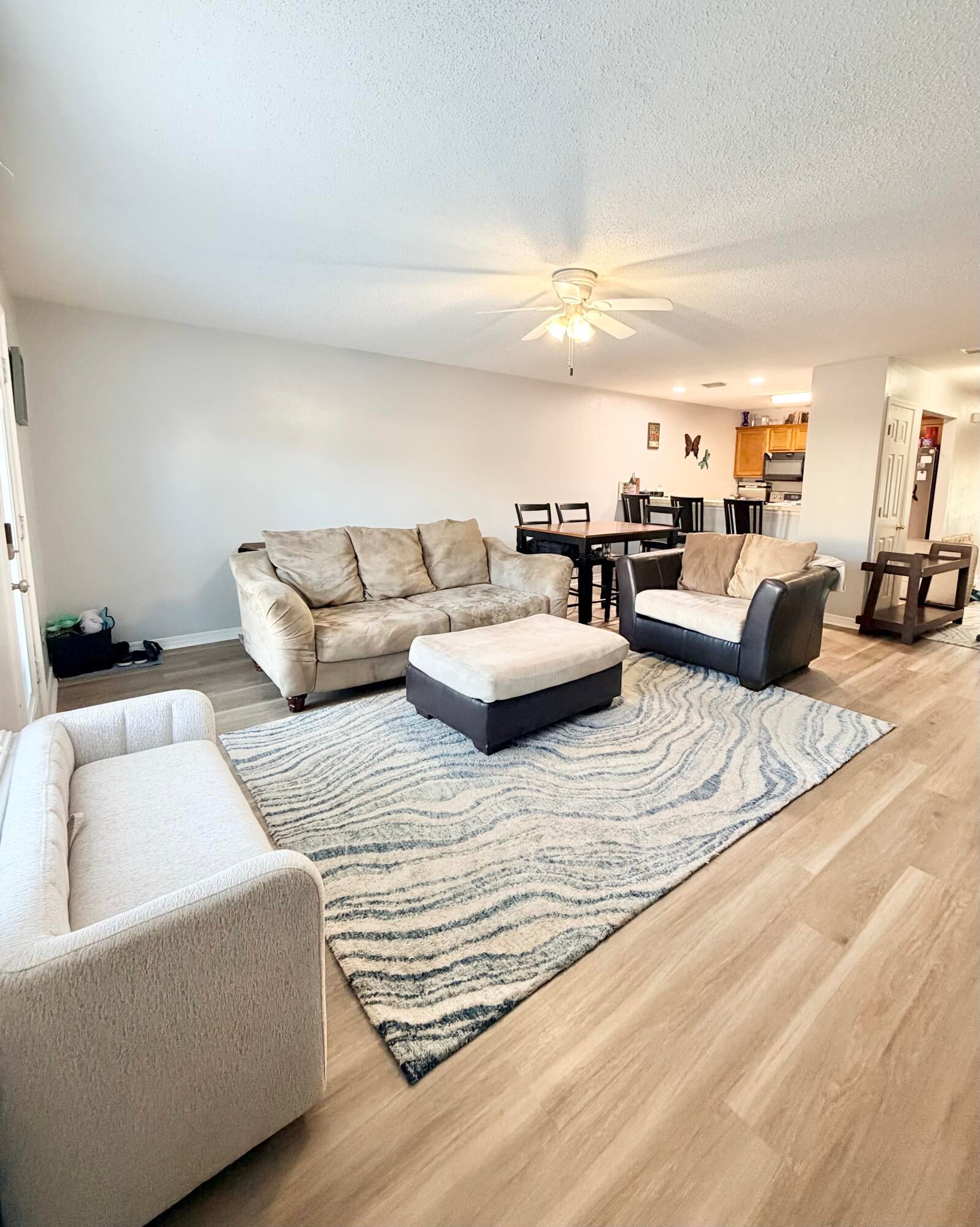 Houston Manor - Residential