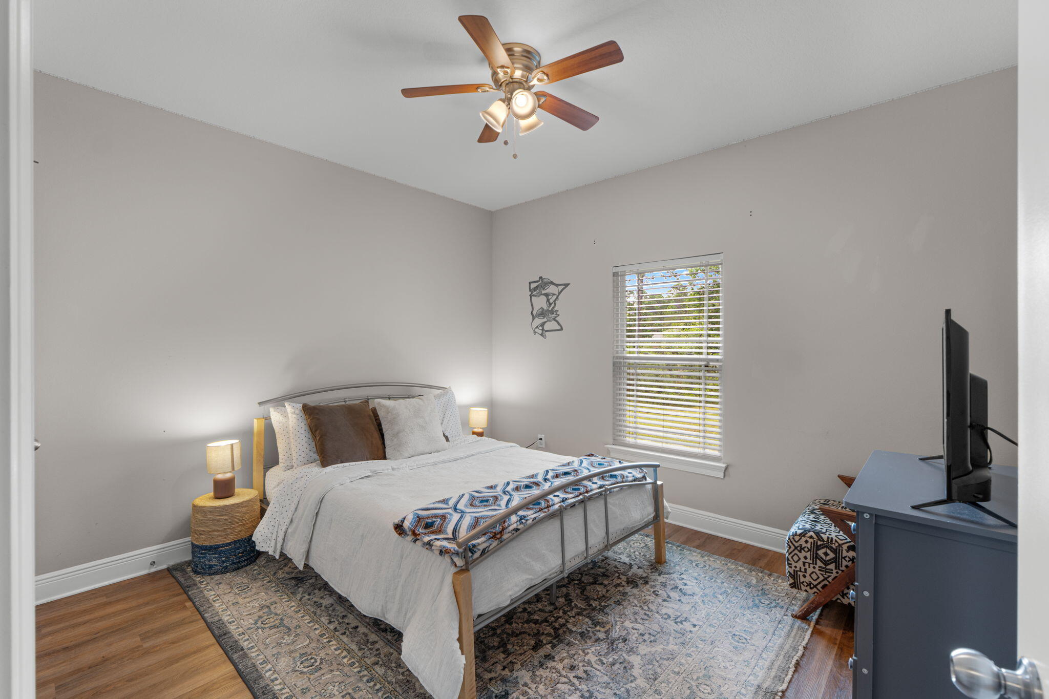 HOLLEY BY THE SEA - Residential