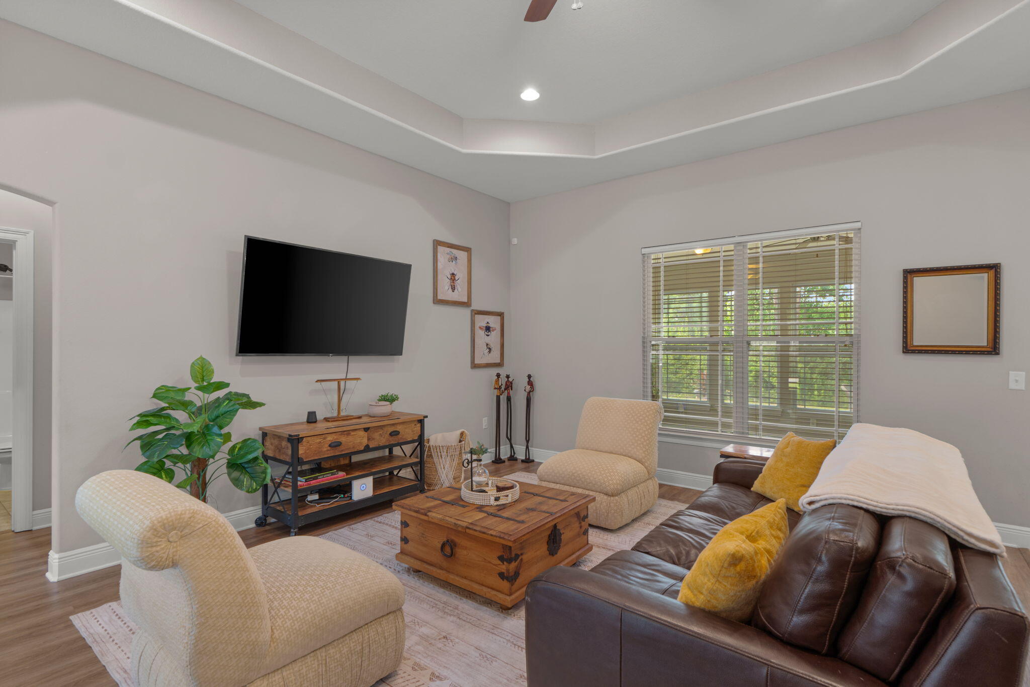 HOLLEY BY THE SEA - Residential