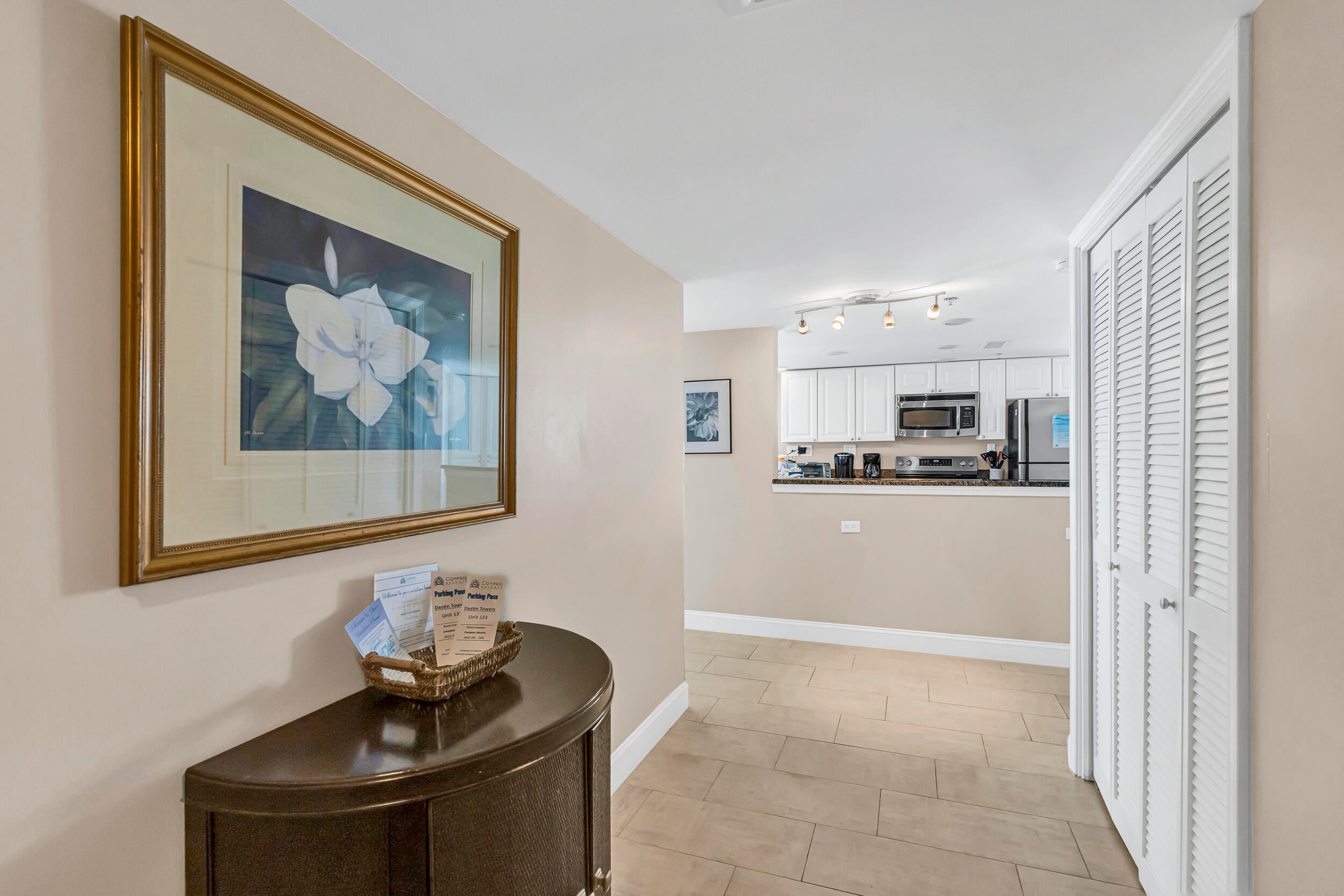 DESTIN TOWERS CONDO - Residential