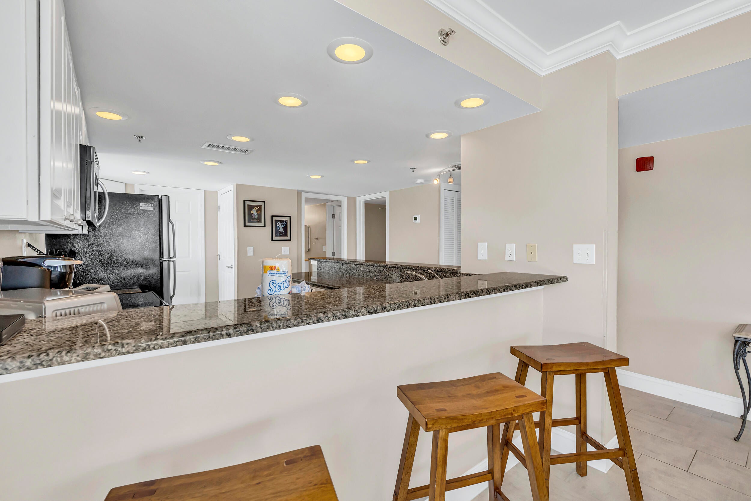 DESTIN TOWERS CONDO - Residential