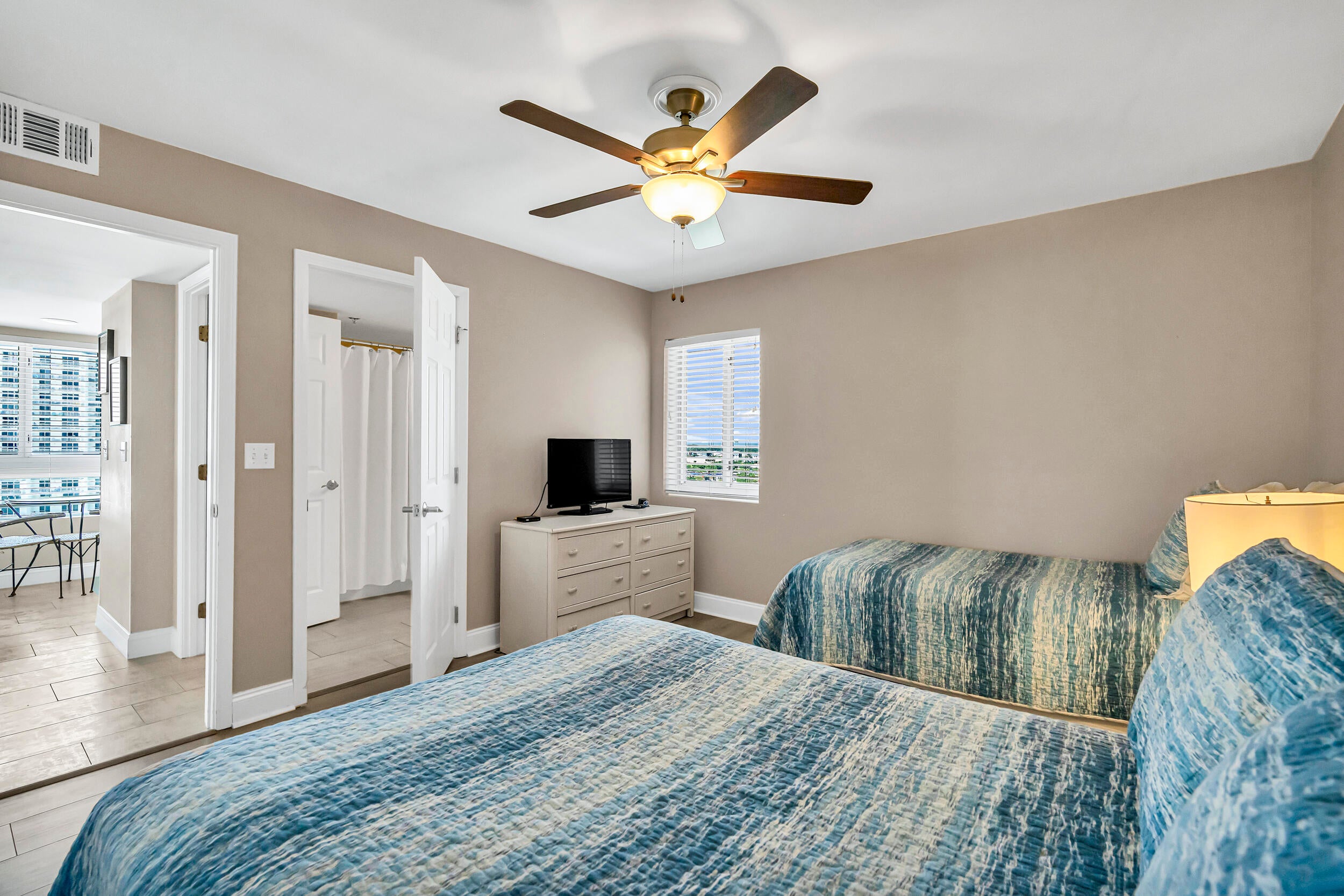 DESTIN TOWERS CONDO - Residential