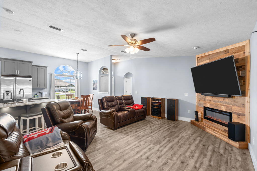 CHEROKEE HEIGHTS - Residential