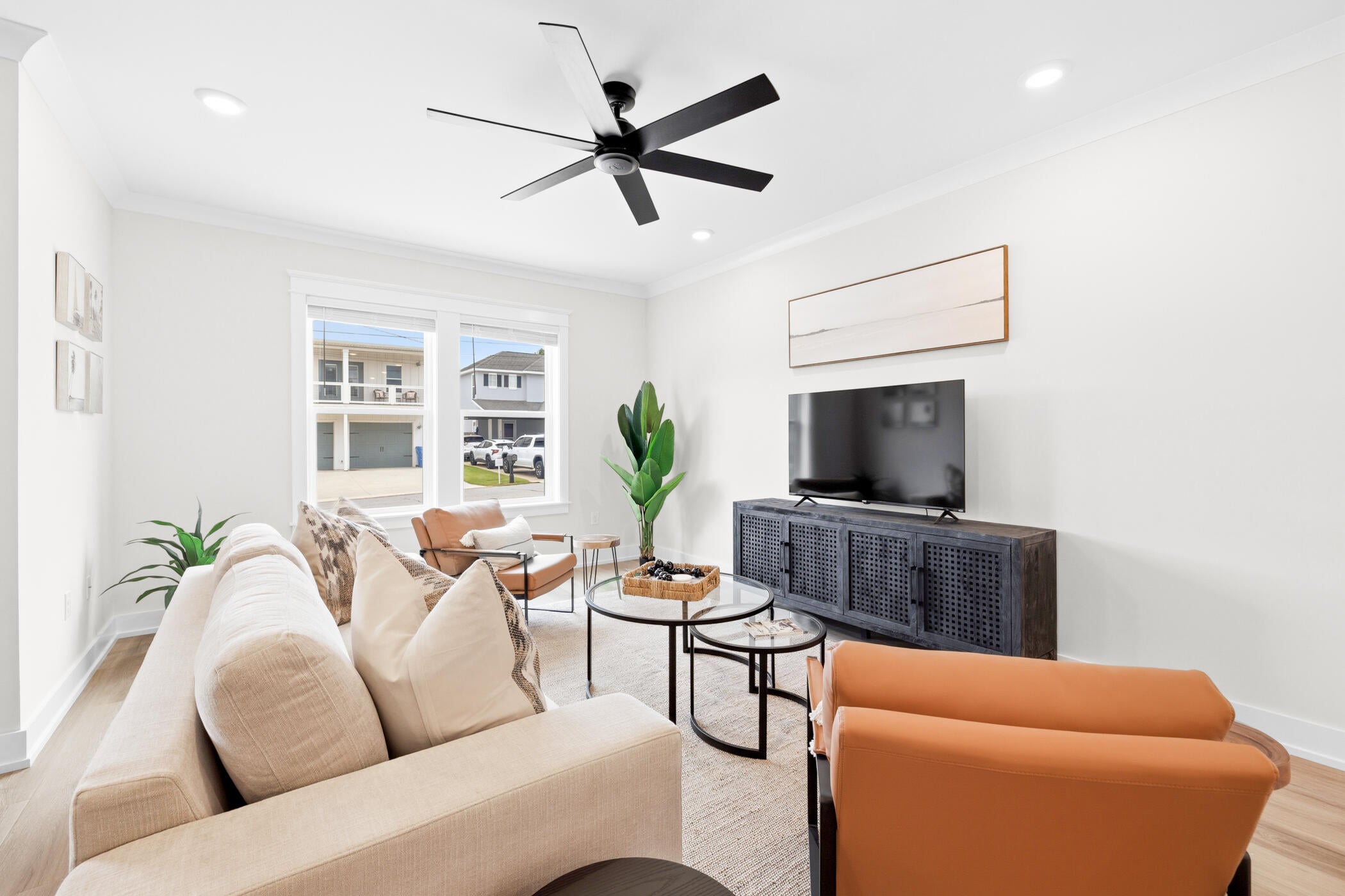 LAGUNA BEACH ESTATES 7TH ADDN - Residential