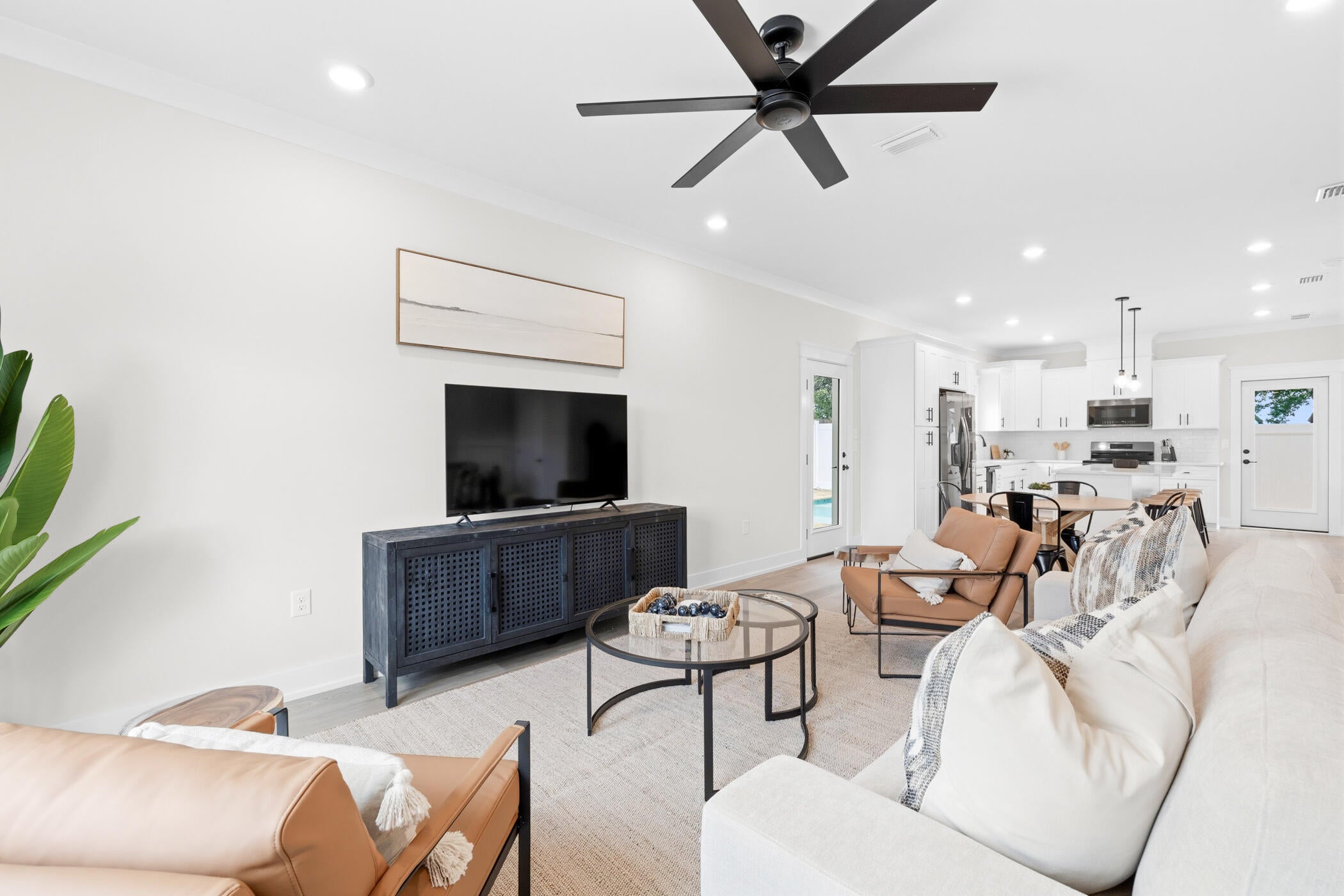LAGUNA BEACH ESTATES 7TH ADDN - Residential