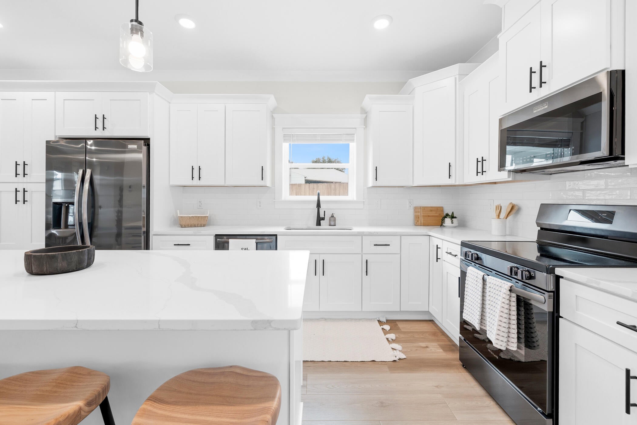 LAGUNA BEACH ESTATES 7TH ADDN - Residential