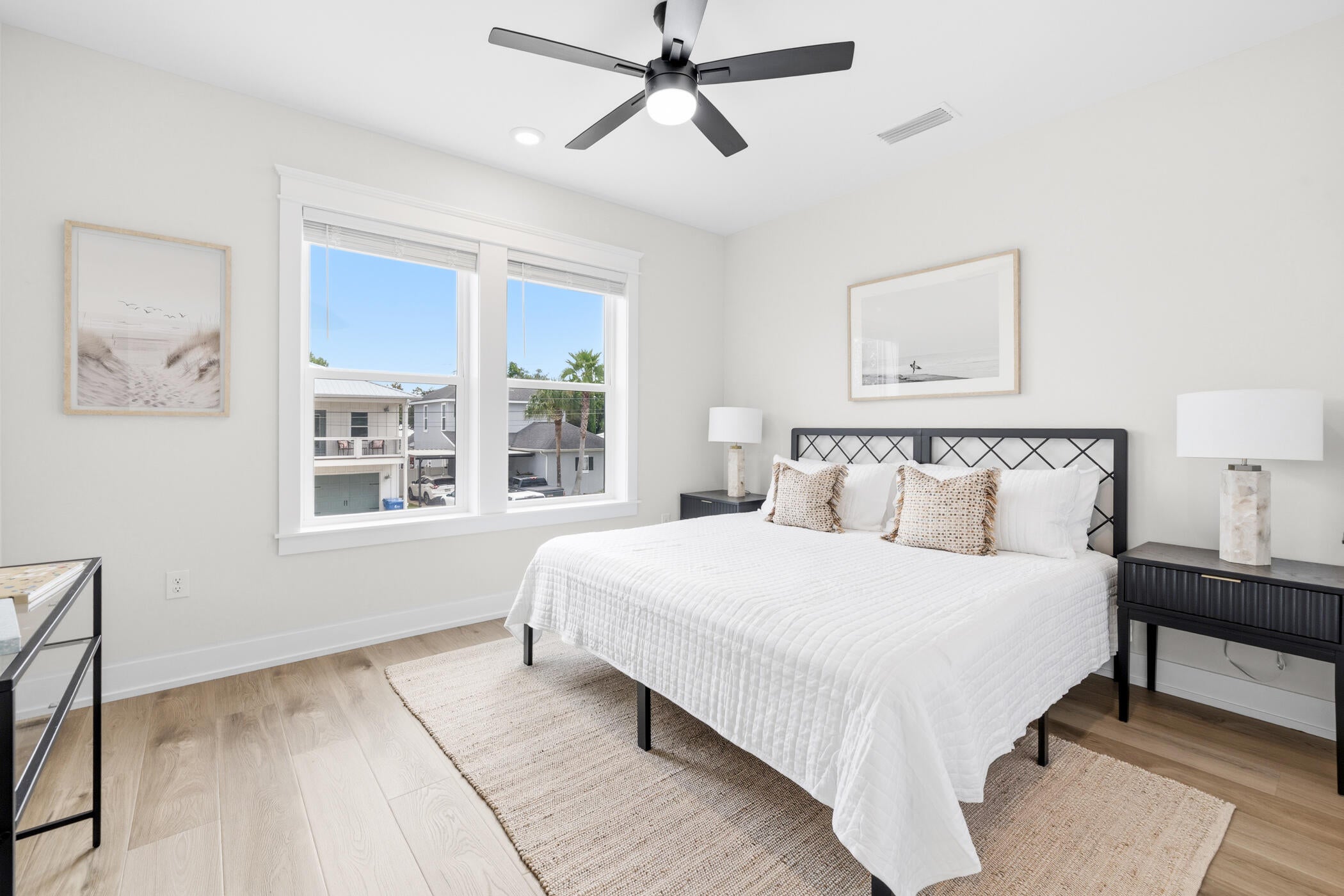 LAGUNA BEACH ESTATES 7TH ADDN - Residential