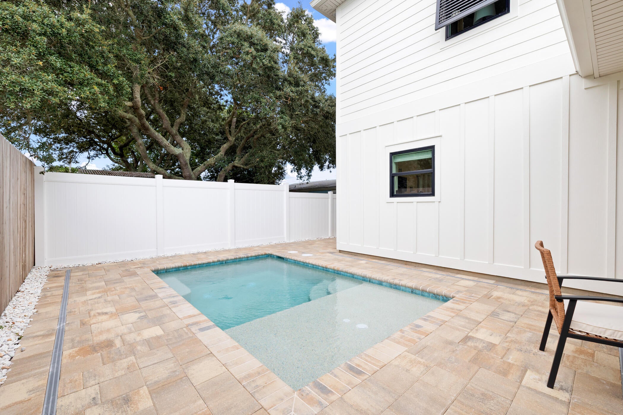 LAGUNA BEACH ESTATES 7TH ADDN - Residential
